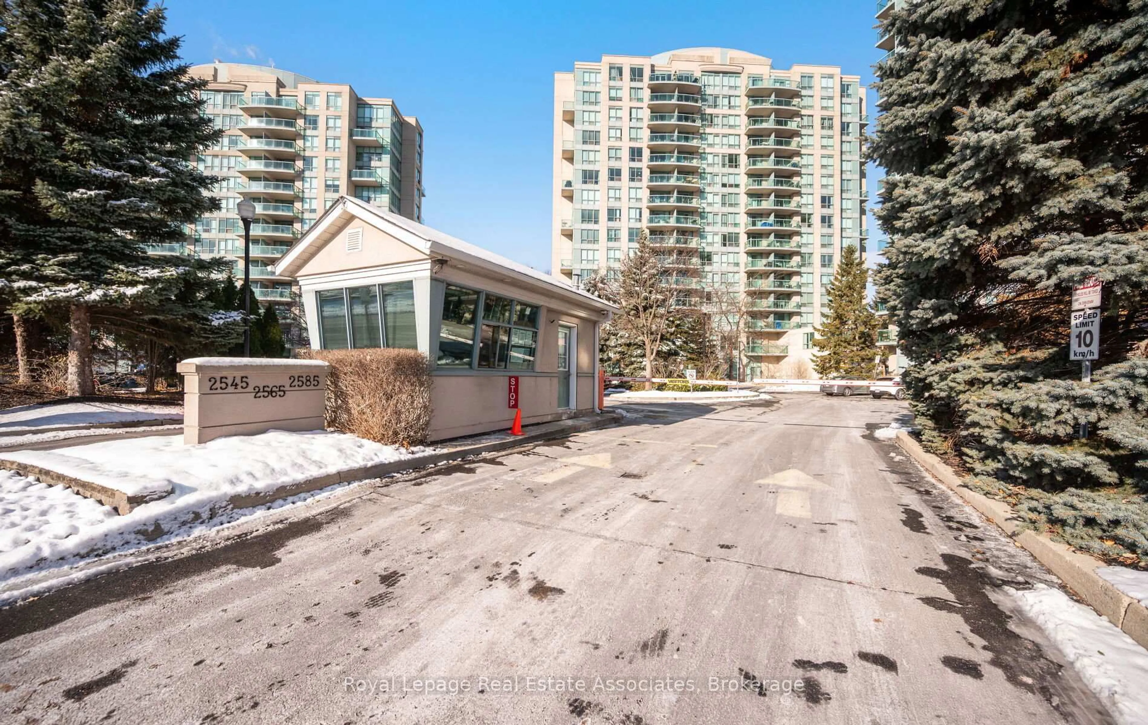 Unknown for 2545 Erin Centre Blvd #1713, Mississauga Ontario L5M 6Z9