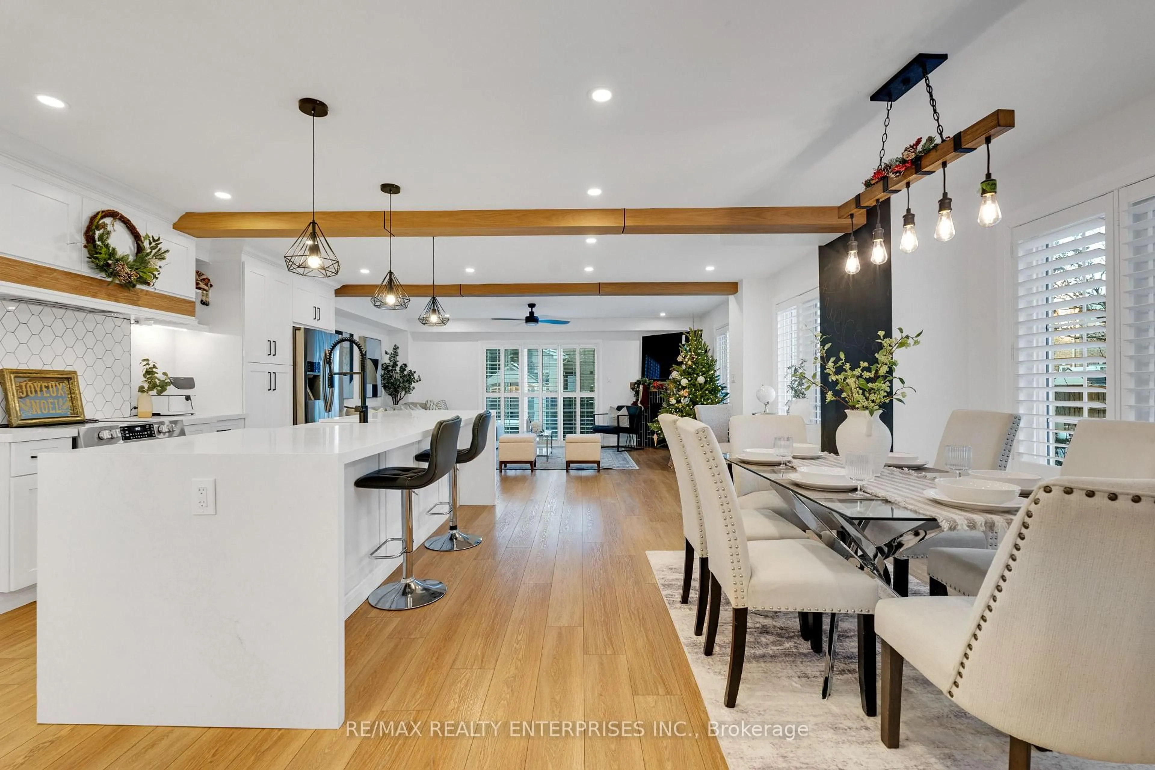 Open concept kitchen, unknown for 1201 Lamont Cres, Milton Ontario L9T 6N6