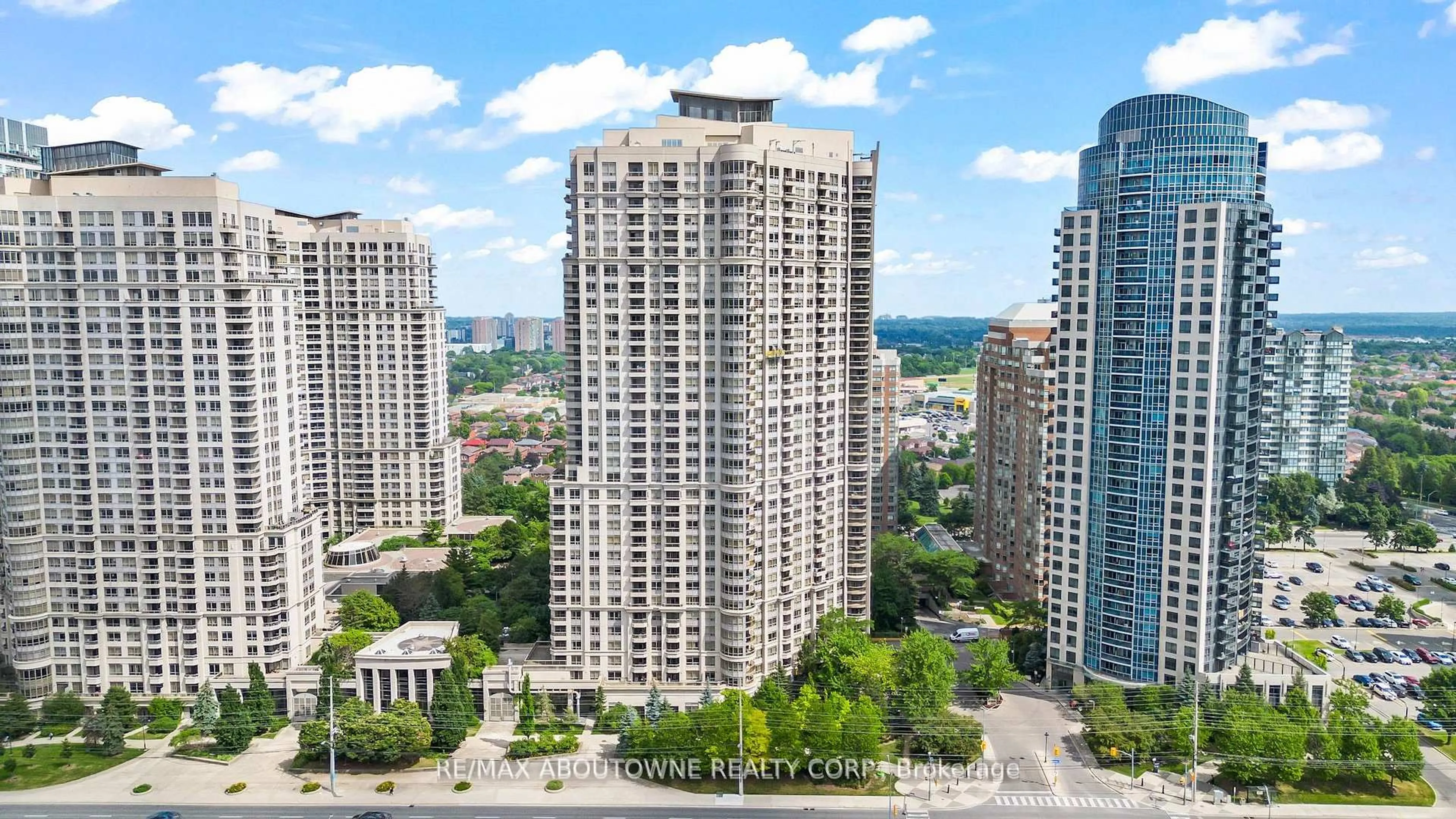A pic from outside/outdoor area/front of a property/back of a property/a pic from drone, city buildings view from balcony for 310 Burnhamthorpe Rd #401, Mississauga Ontario L5B 4P9
