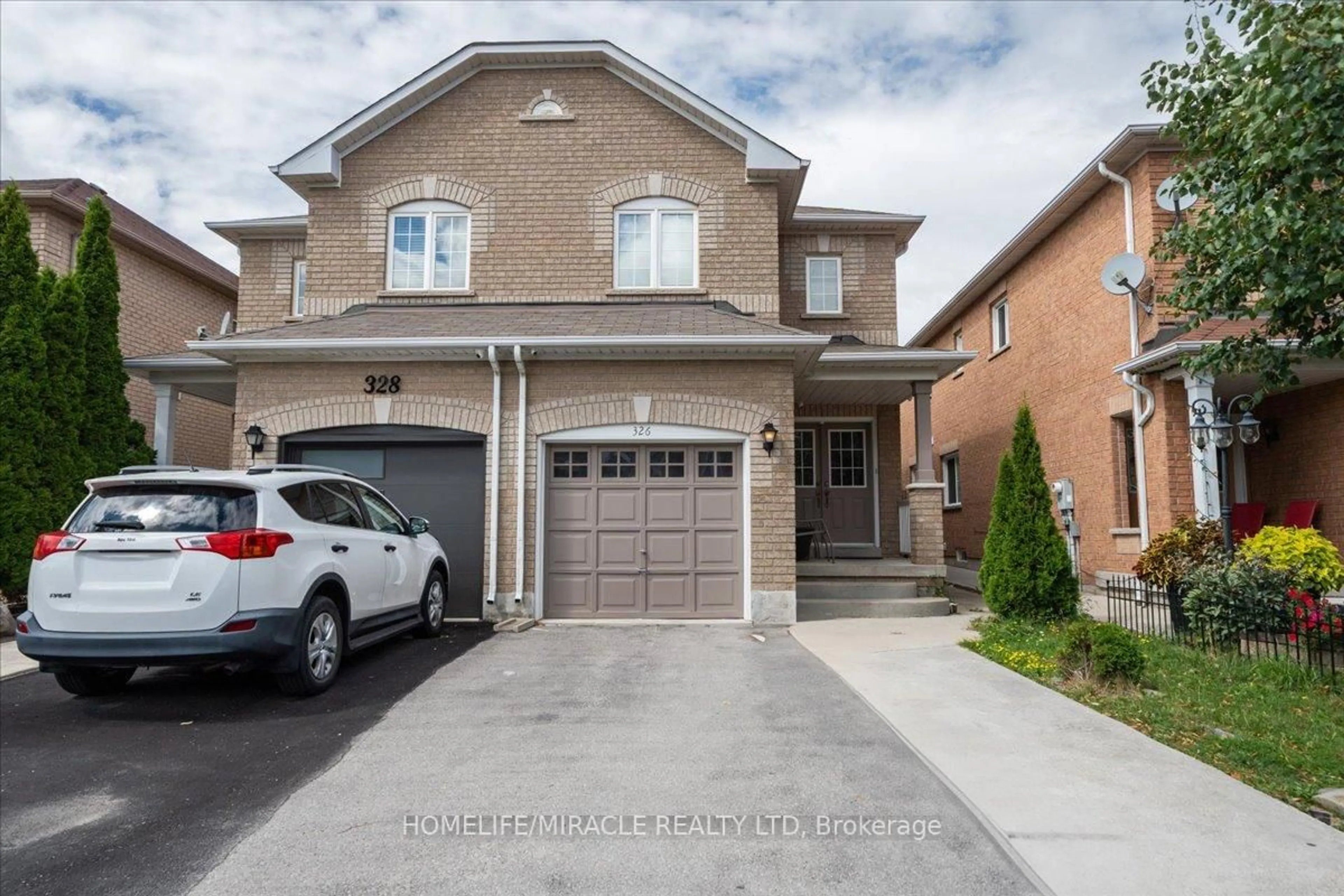 Home with brick exterior material, street for 326 Albright Rd, Brampton Ontario L6X 0H8