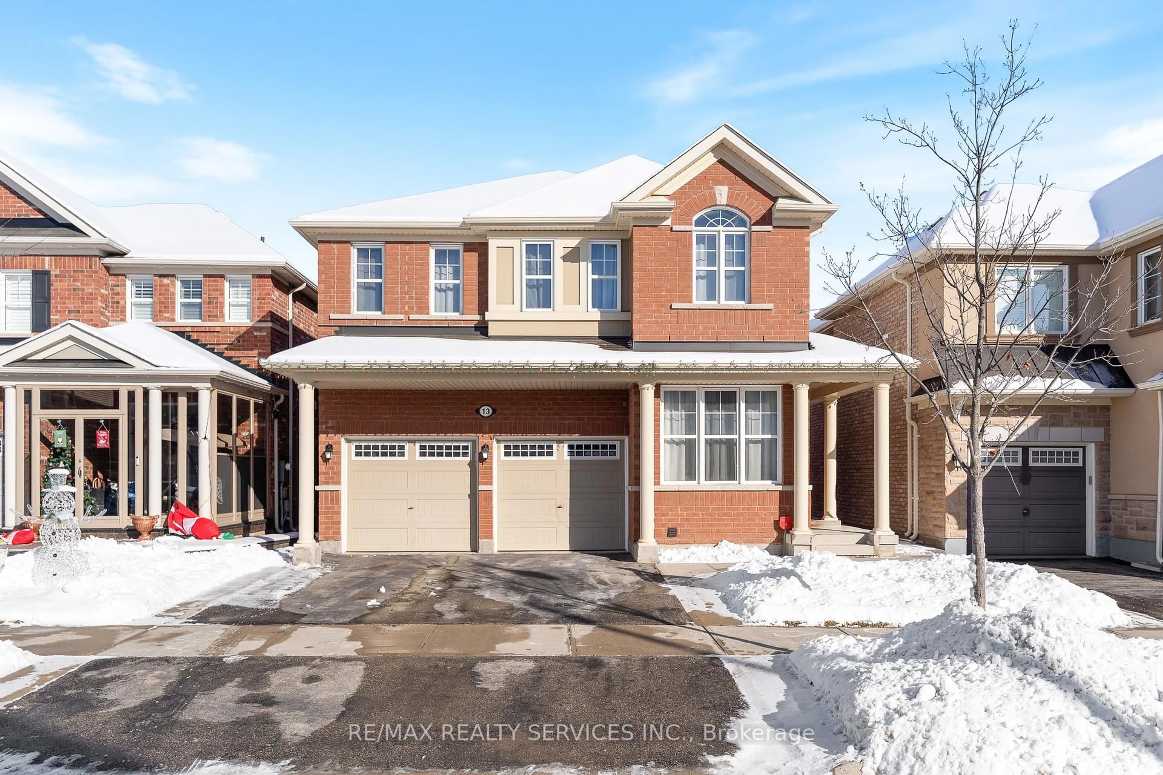 Home with brick exterior material, street for 13 Fenchurch Dr, Brampton Ontario L7A 4G5