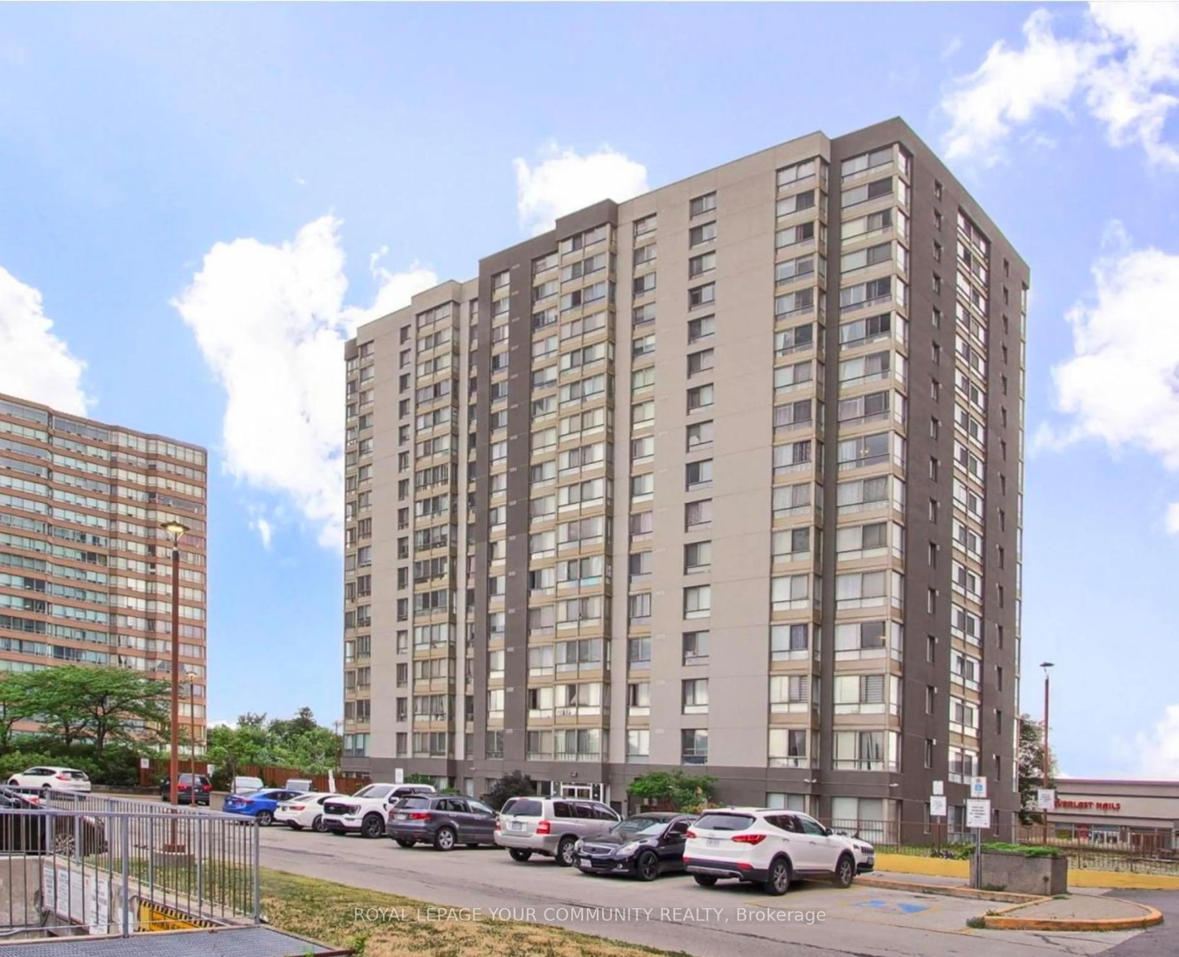 Unknown for 2470 Eglinton Ave #805, Toronto Ontario M6M 5E7