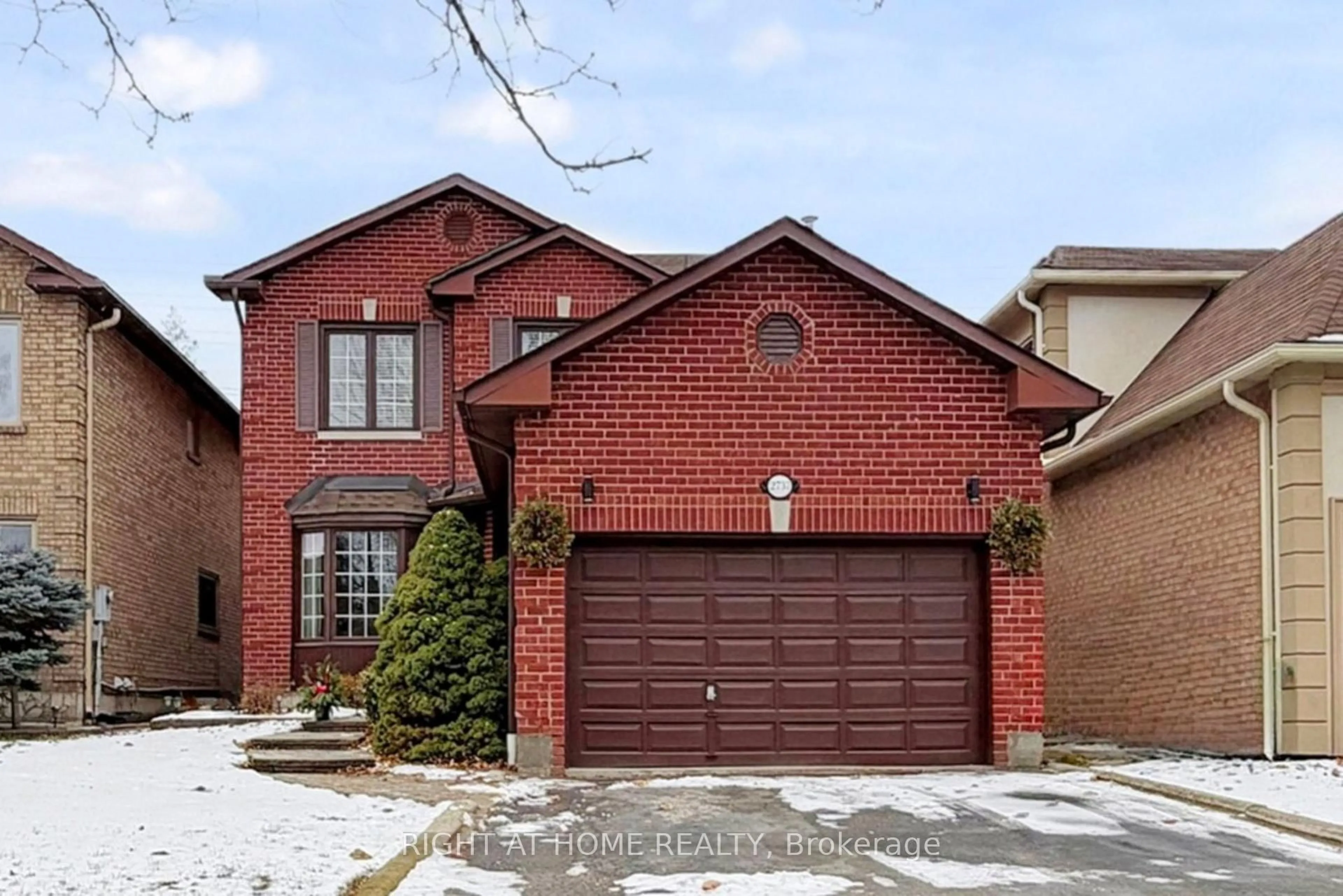 Home with brick exterior material, street for 2737 Hammond Rd, Mississauga Ontario L5K 2M5