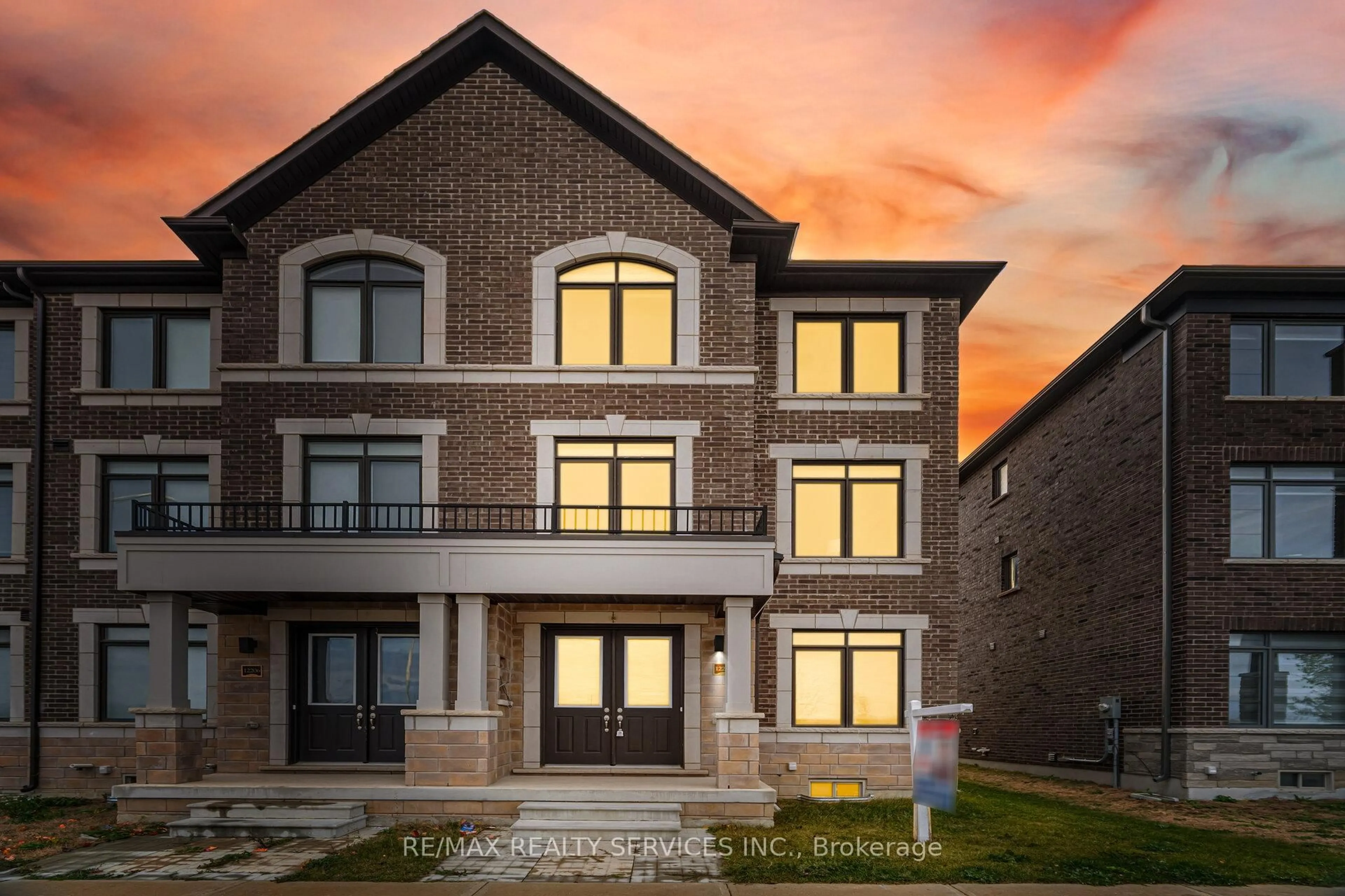 Home with brick exterior material, building for 12208 Mclaughlin Rd, Caledon Ontario L7C 4K8