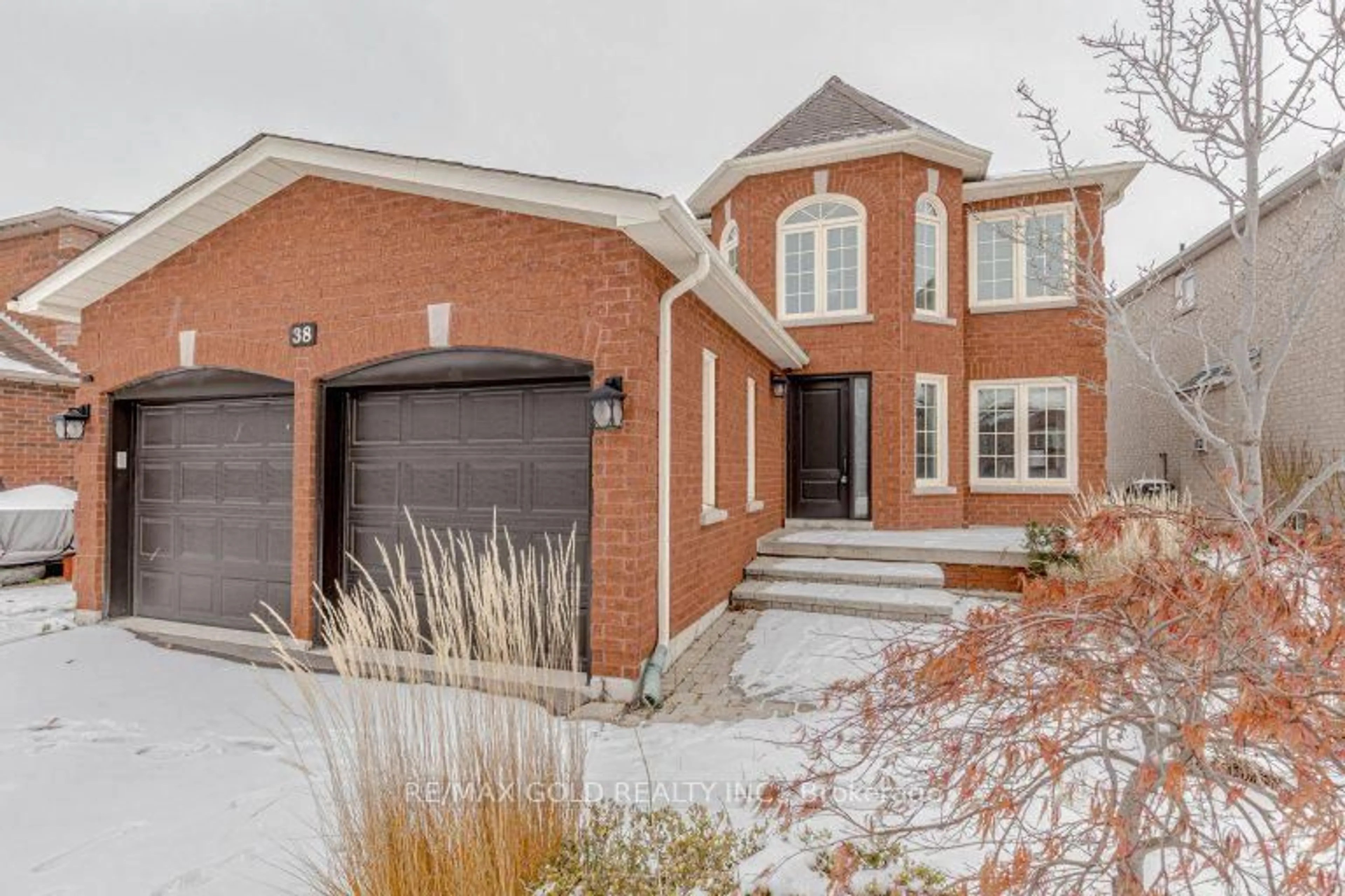 Home with brick exterior material, street for 38 Esposito Dr, Caledon Ontario L7E 1T4