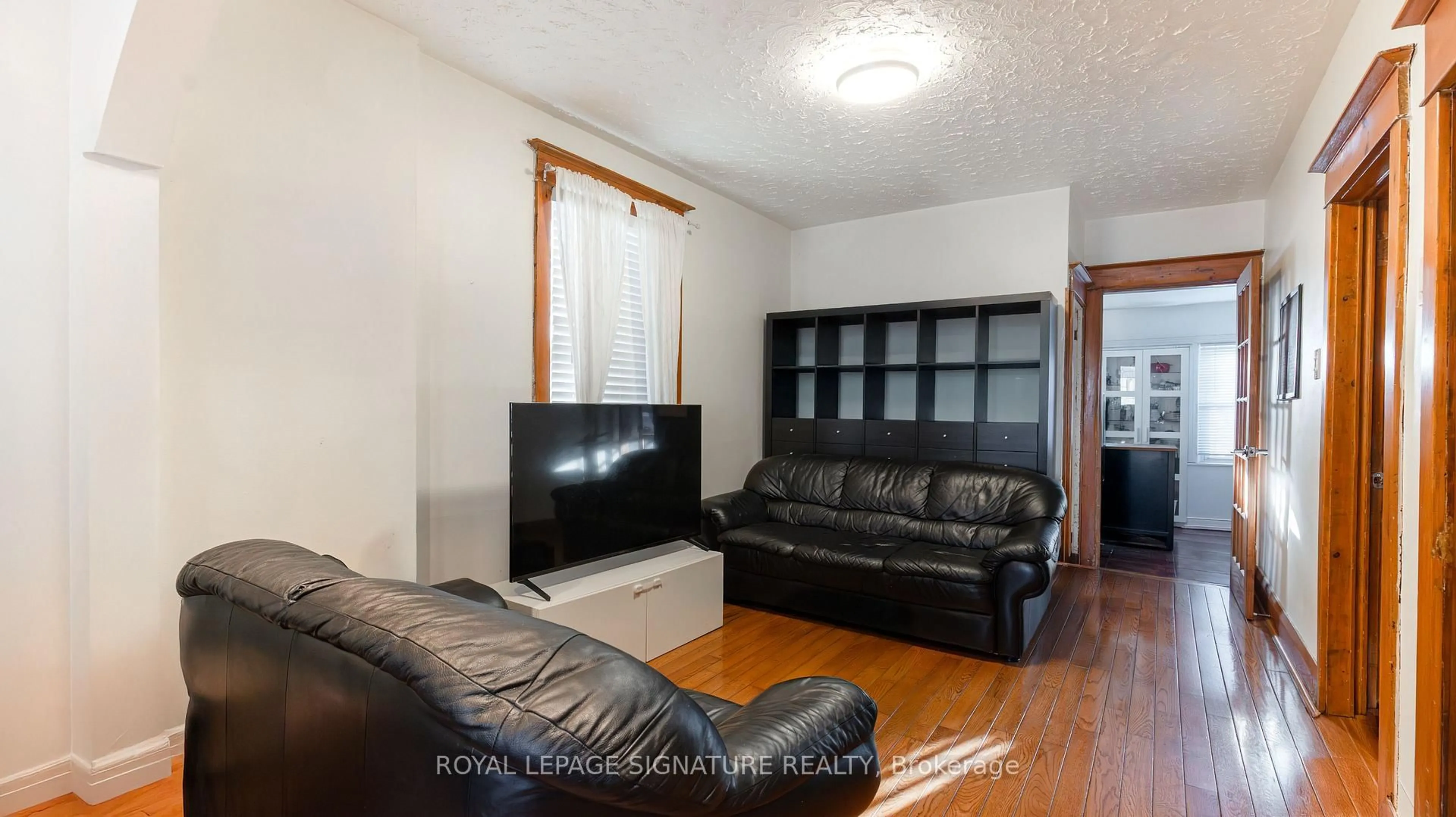 Living room with furniture, unknown for 81 Lambton Ave, Toronto Ontario M6N 2S4
