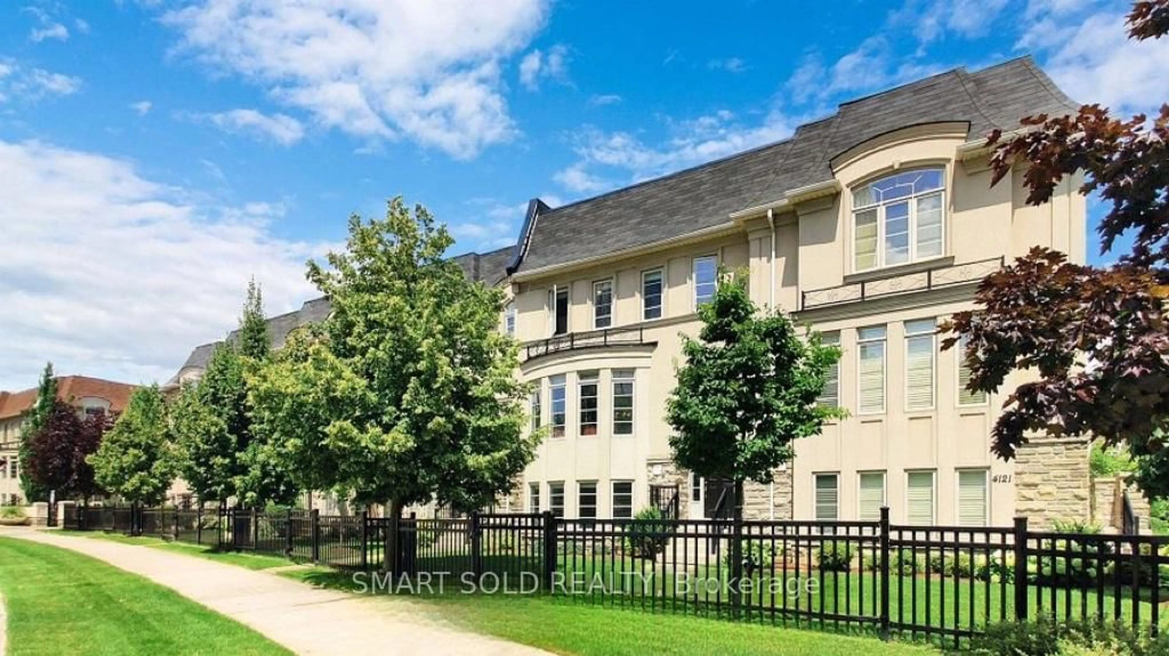 Unknown for 4123 Shipp Dr, Mississauga Ontario L4Z 0A7