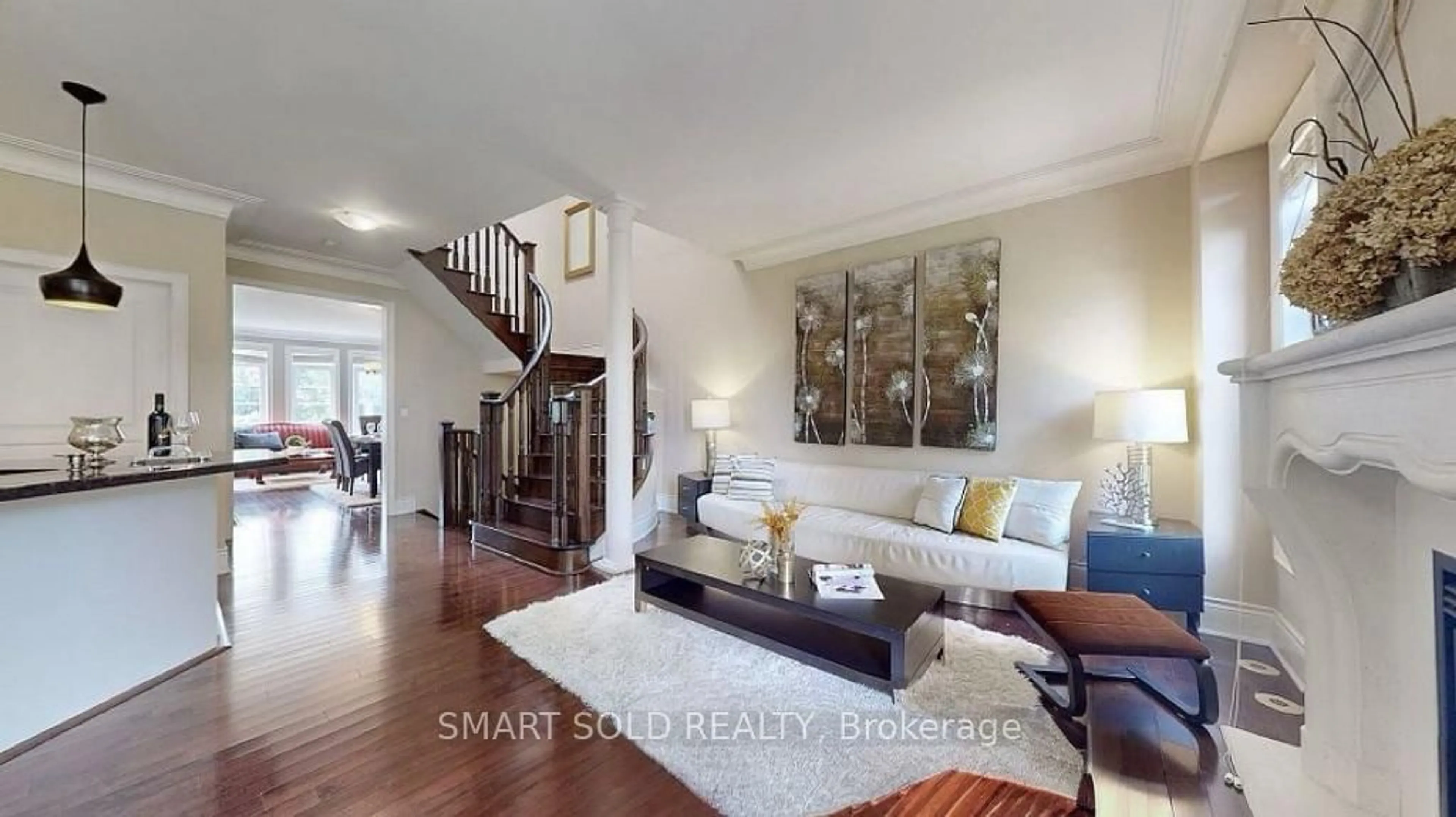 Living room with furniture, unknown for 4123 Shipp Dr, Mississauga Ontario L4Z 0A7