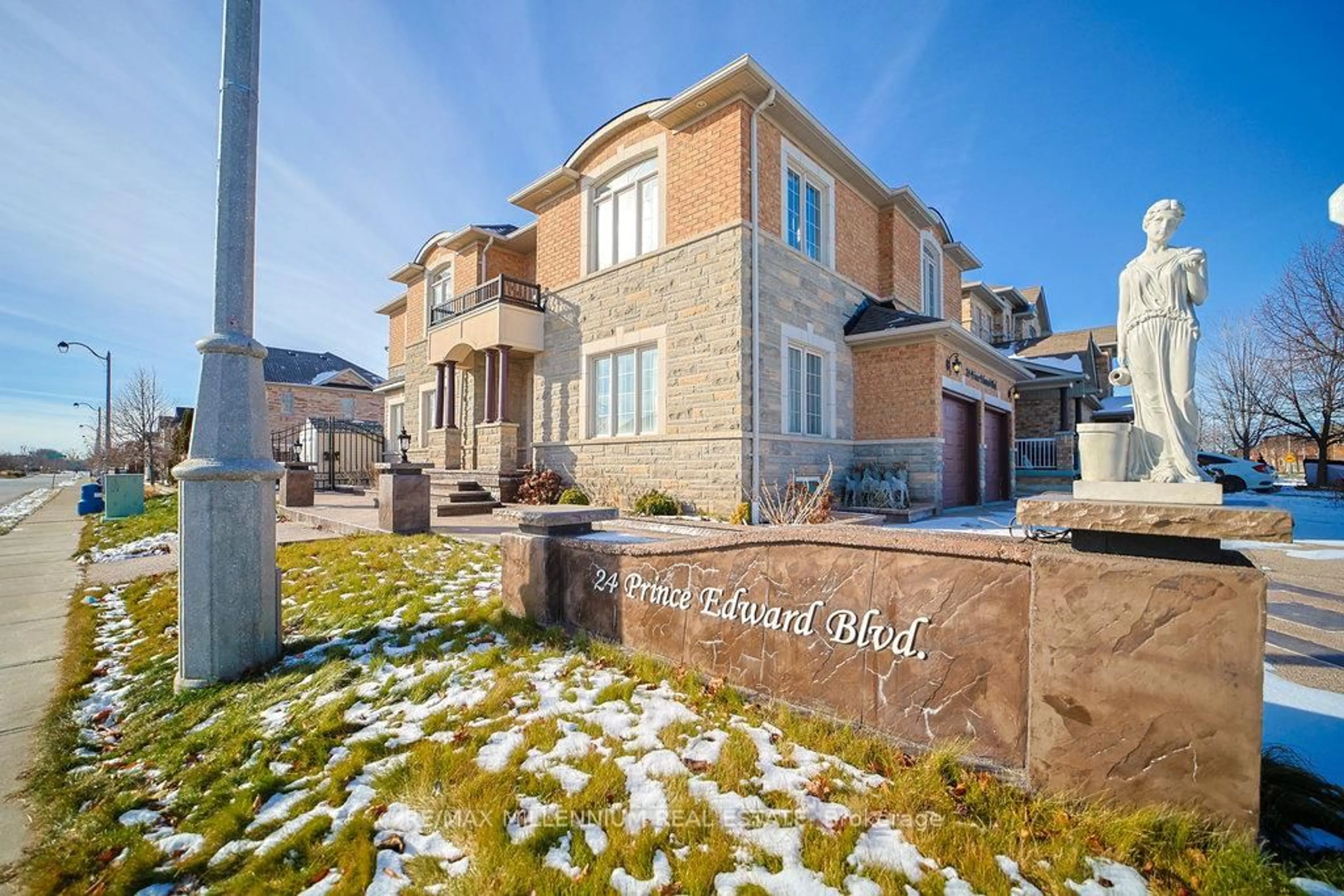 Unknown for 24 Prince Edward Blvd, Brampton Ontario L6P 2N8