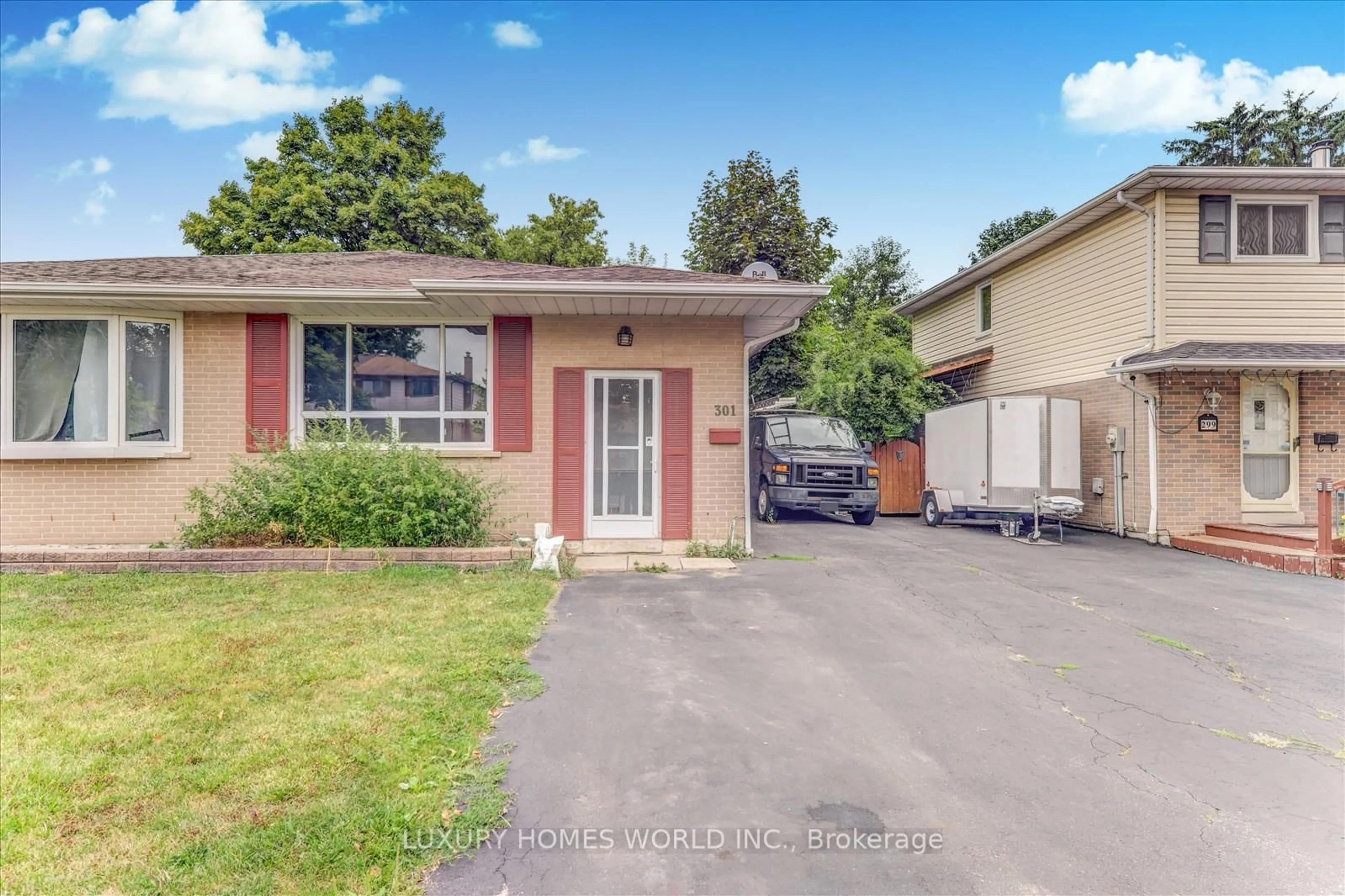 Unknown for 301 Archdekin Dr, Brampton Ontario L6V 1Y8