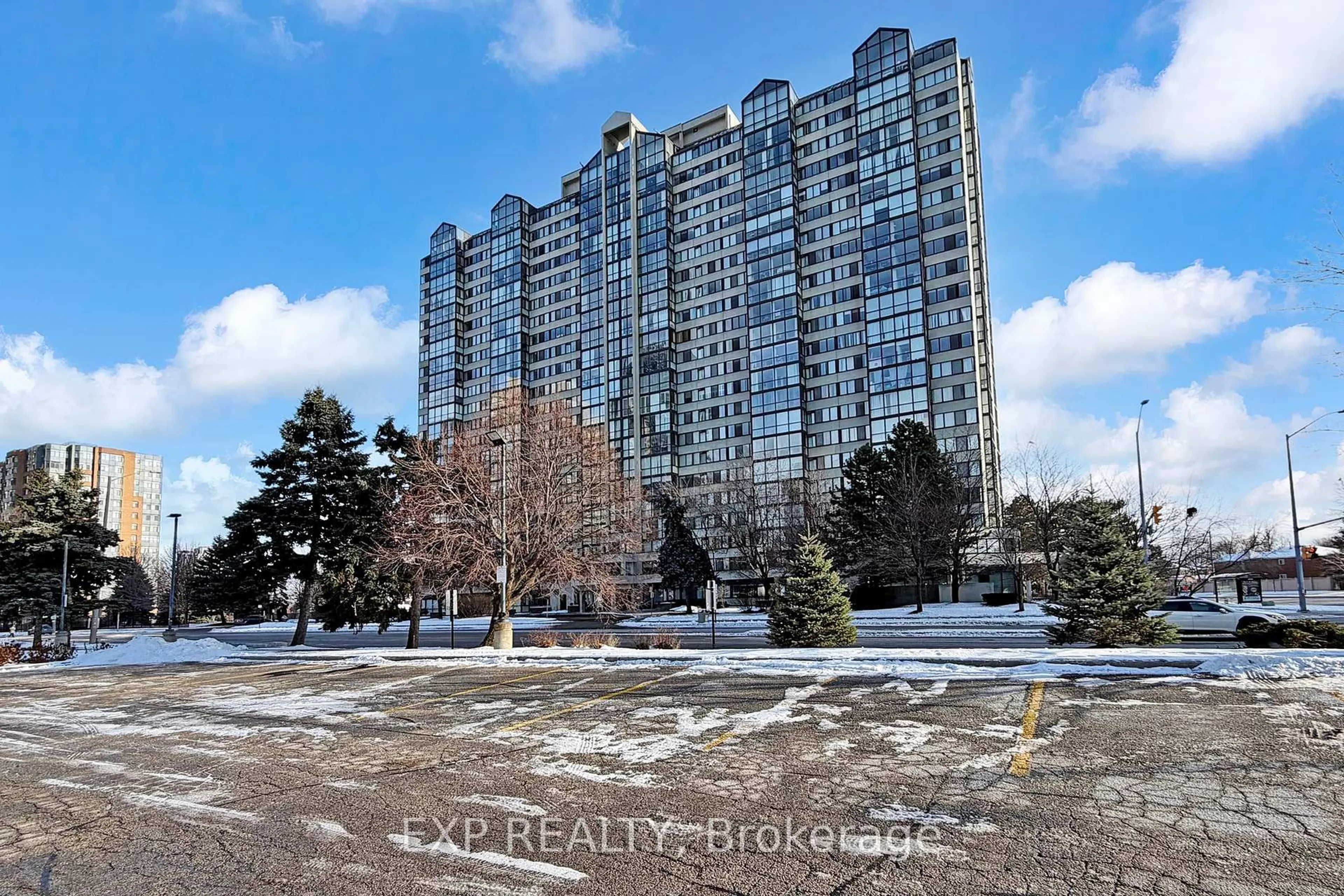 A pic from outside/outdoor area/front of a property/back of a property/a pic from drone, unknown for 350 Webb Dr #1001, Mississauga Ontario L5B 3W4