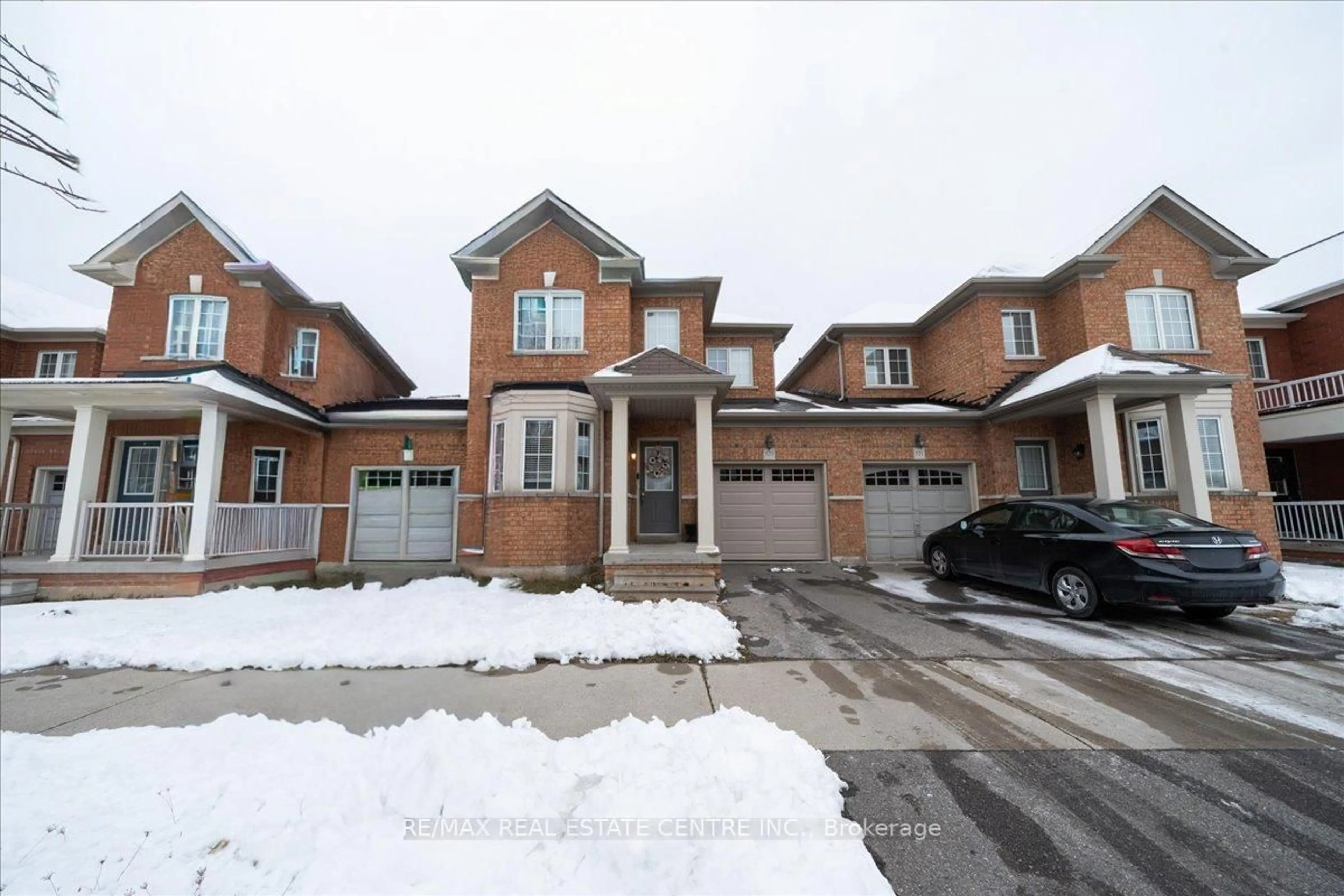 Home with brick exterior material, street for 523 Nairn Circ, Milton Ontario L9T 8A5
