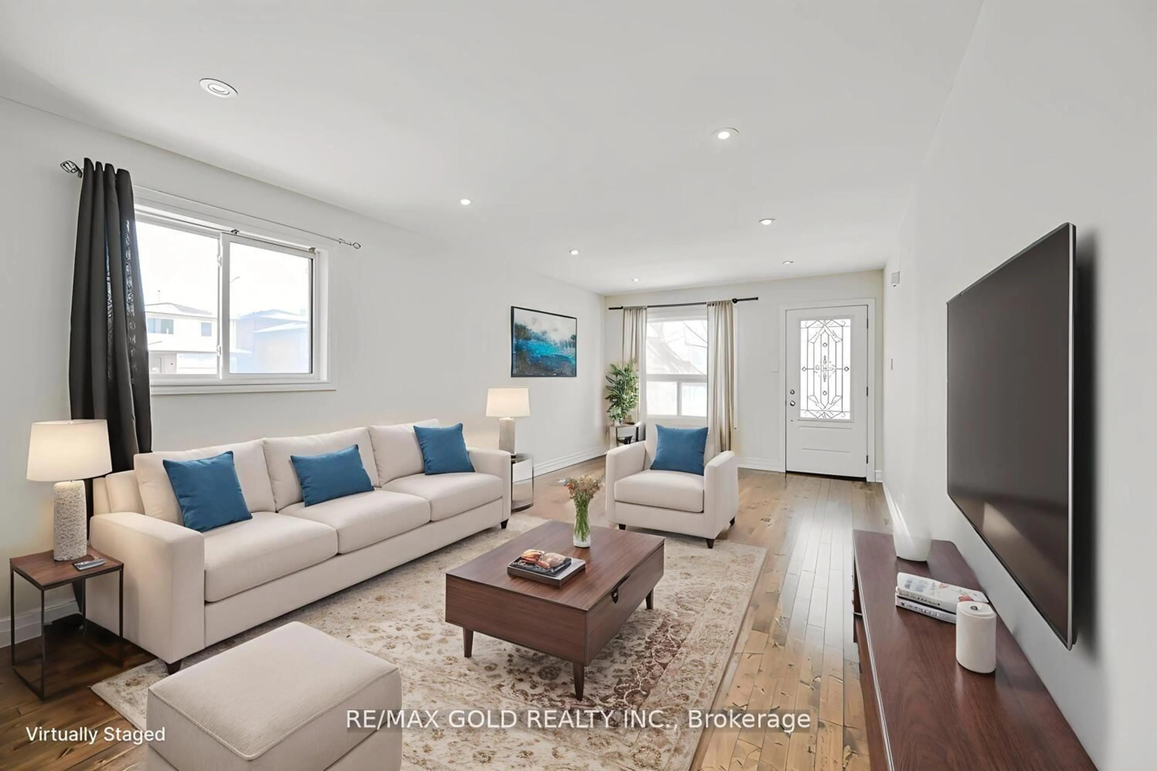 Living room with furniture, unknown for 228 Martindale Cres, Brampton Ontario L6X 2V2