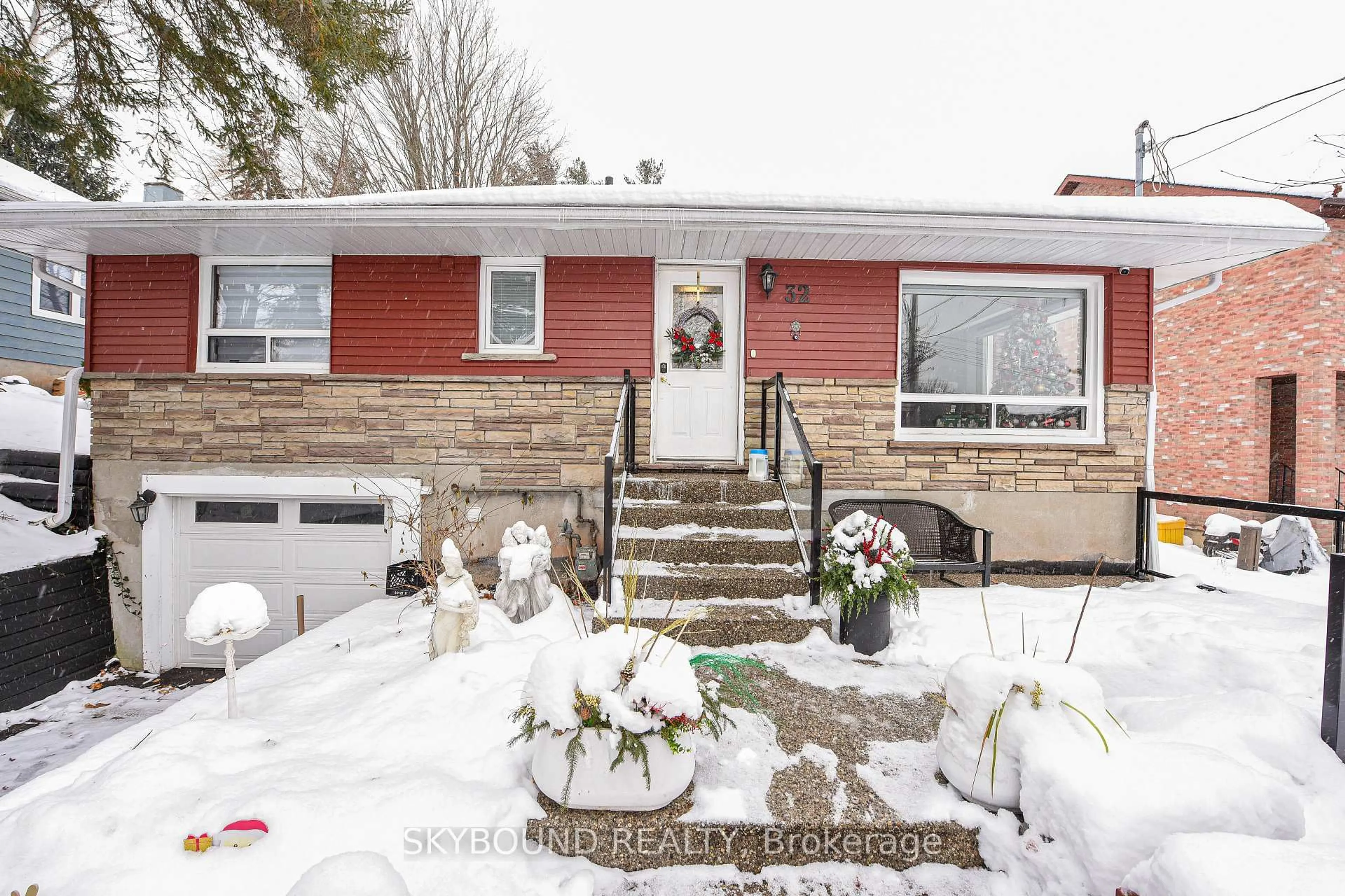 Unknown for 32 Victoria Ave, Halton Hills Ontario L7J 1Y9