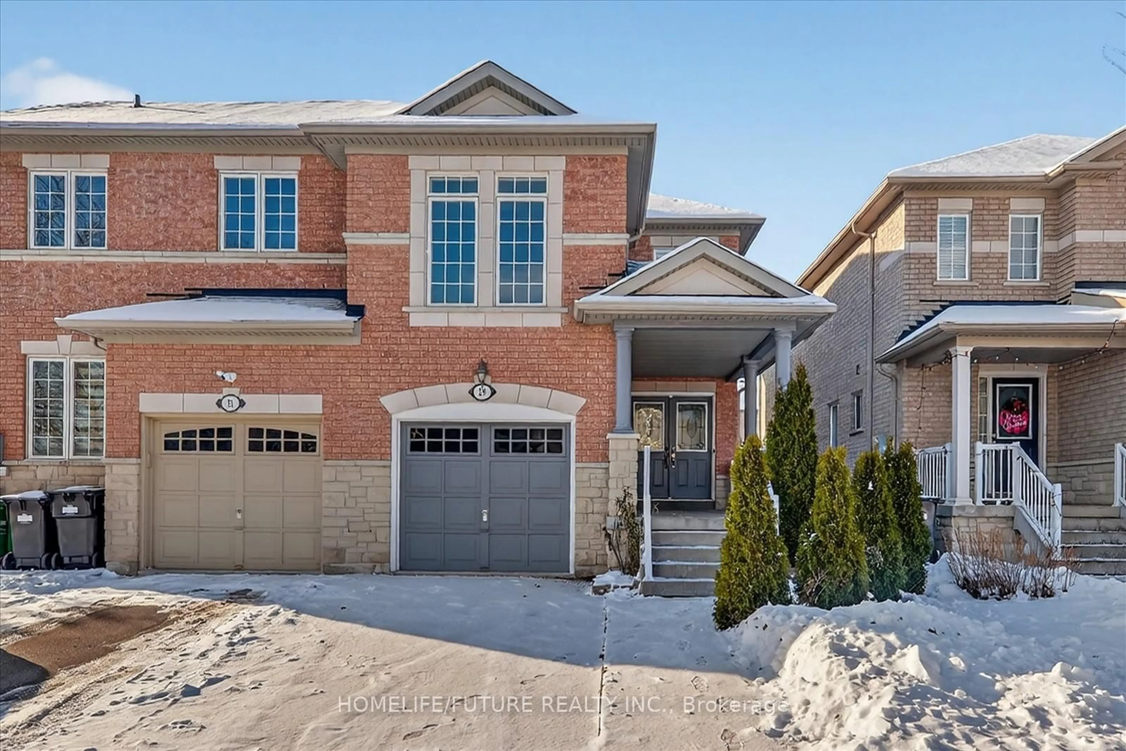 Home with brick exterior material, street for 29 Riverplace Cres, Brampton Ontario L6P 2N3
