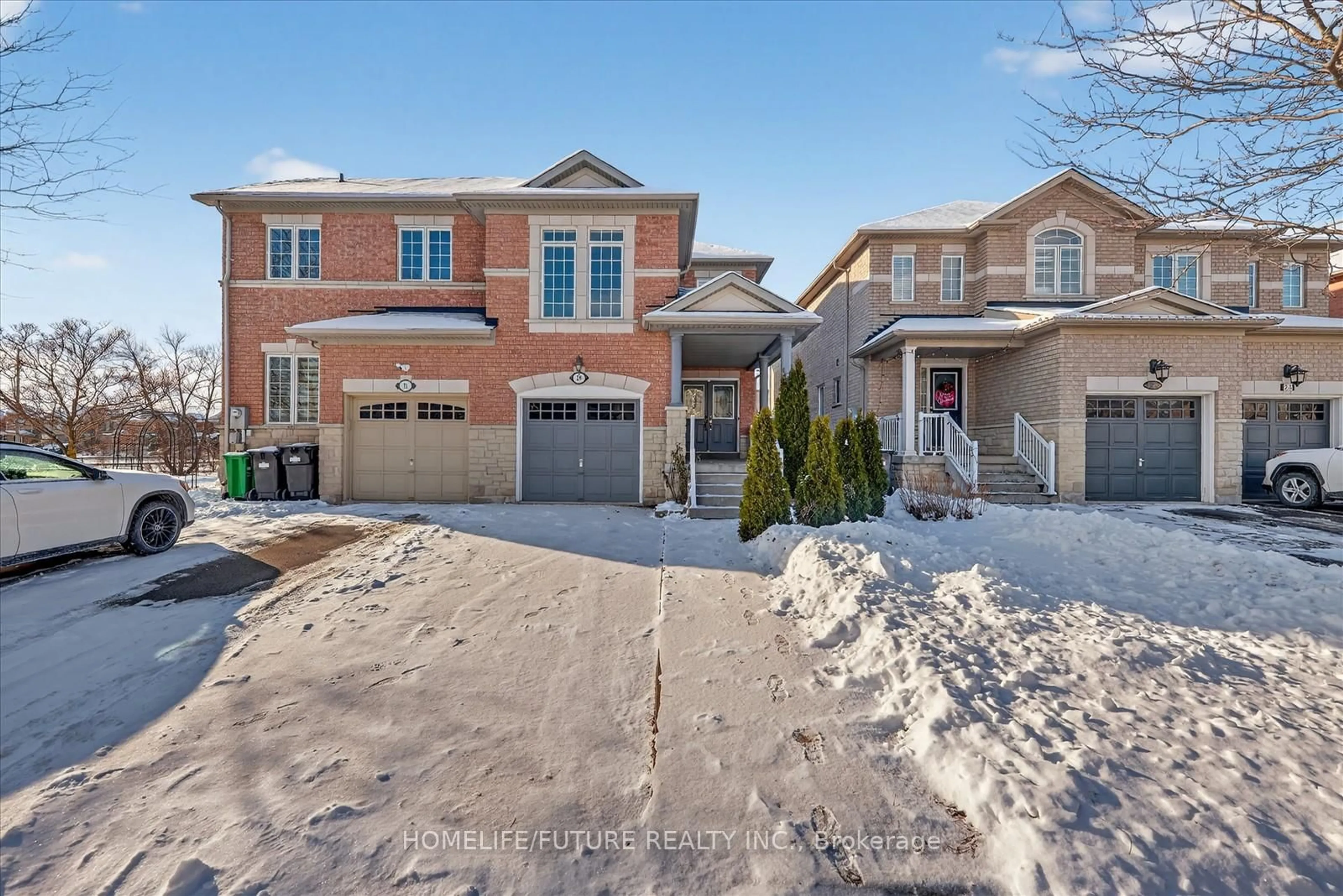 Home with brick exterior material, street for 29 Riverplace Cres, Brampton Ontario L6P 2N3