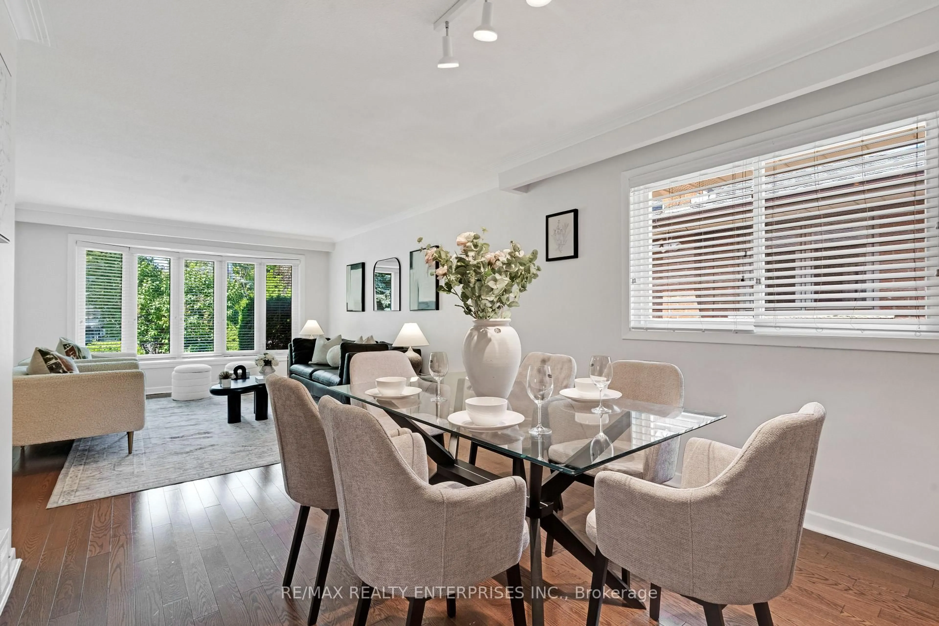 Dining room, unknown for 268 Mineola Rd, Mississauga Ontario L5G 2G3