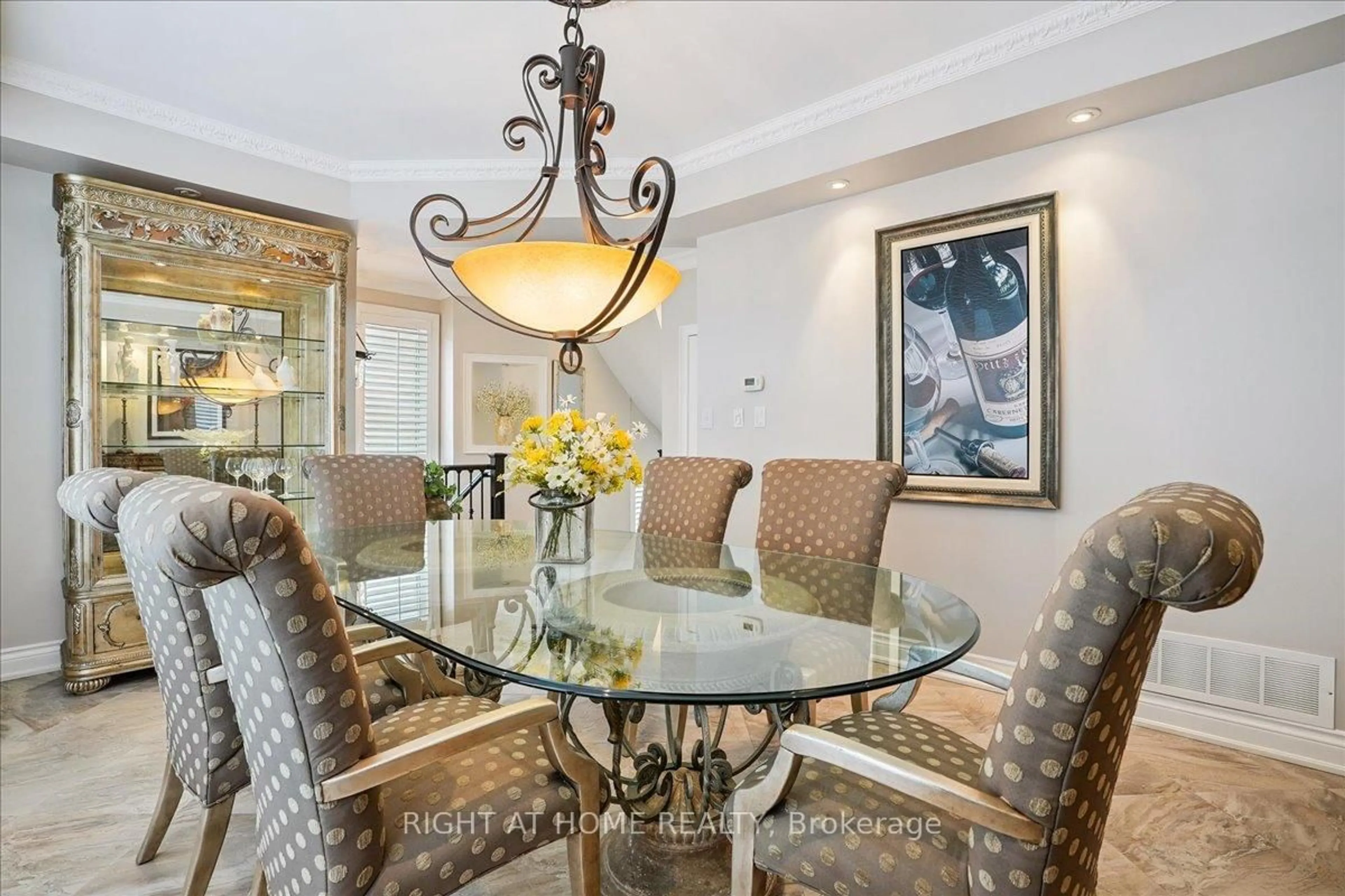 Dining room, unknown for 1267 Dorval Dr #14, Oakville Ontario L6M 3Z4