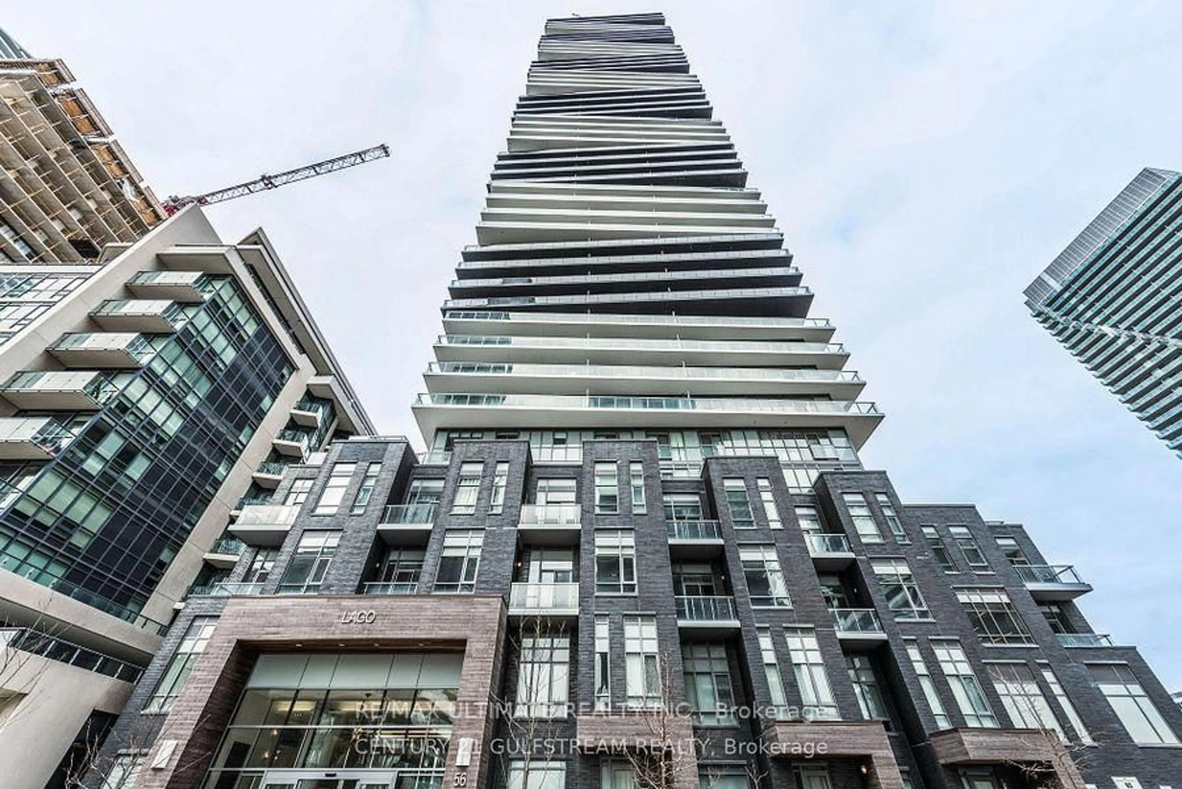 Indoor foyer for 56 Annie Craig Dr #605, Toronto Ontario M8V 0C8