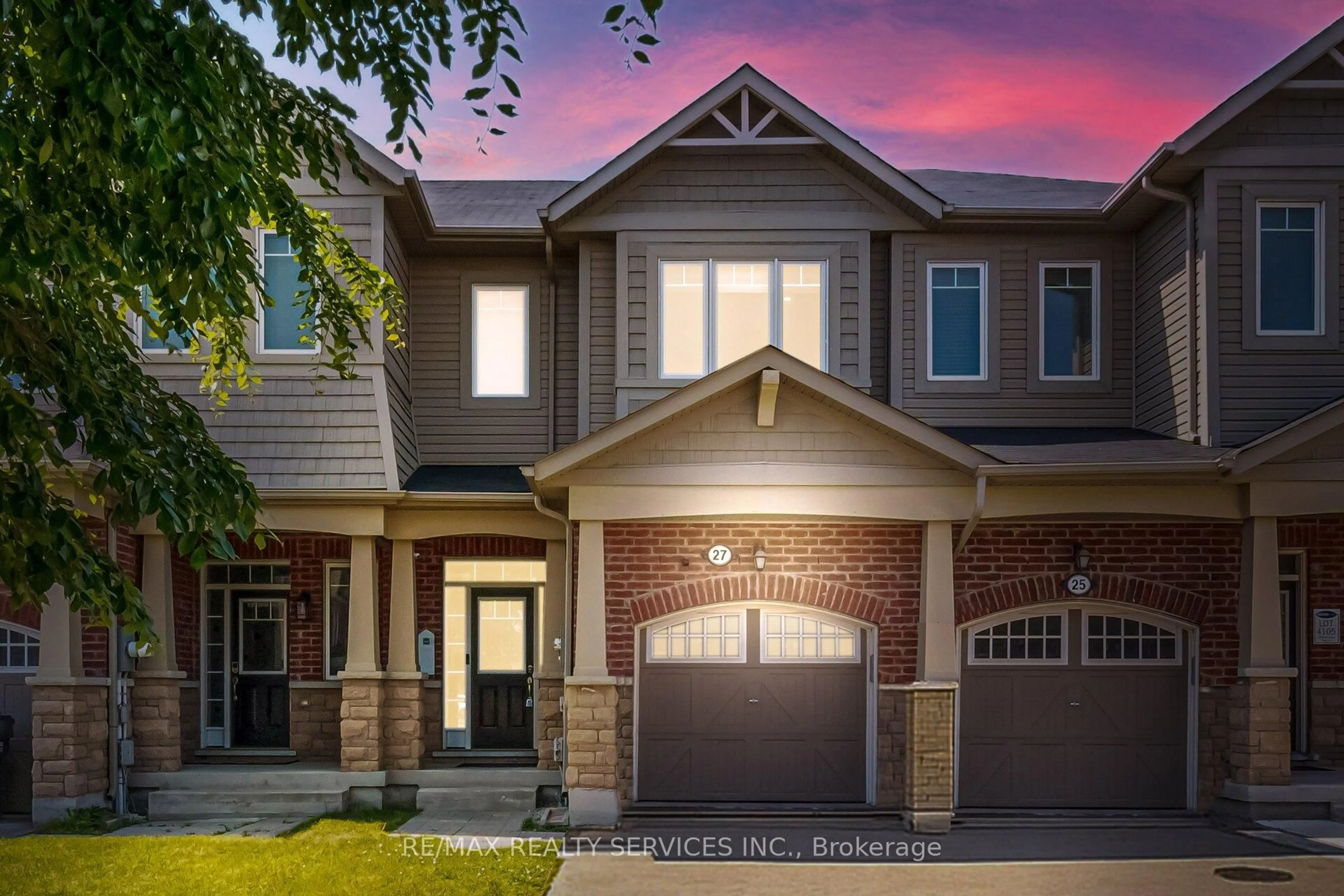 Home with brick exterior material, street for 27 Phyllis Dr, Caledon Ontario L7C 4E3