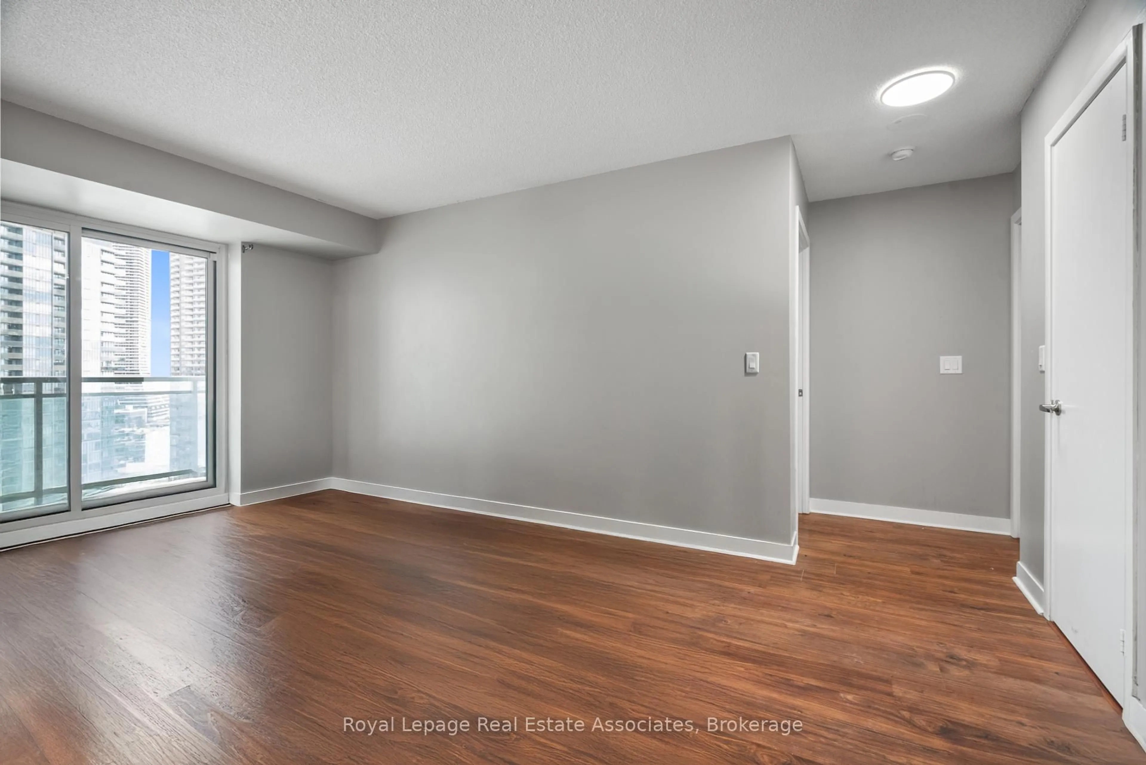 A pic of a room for 155 Legion Rd #1601, Toronto Ontario M8Y 0A7