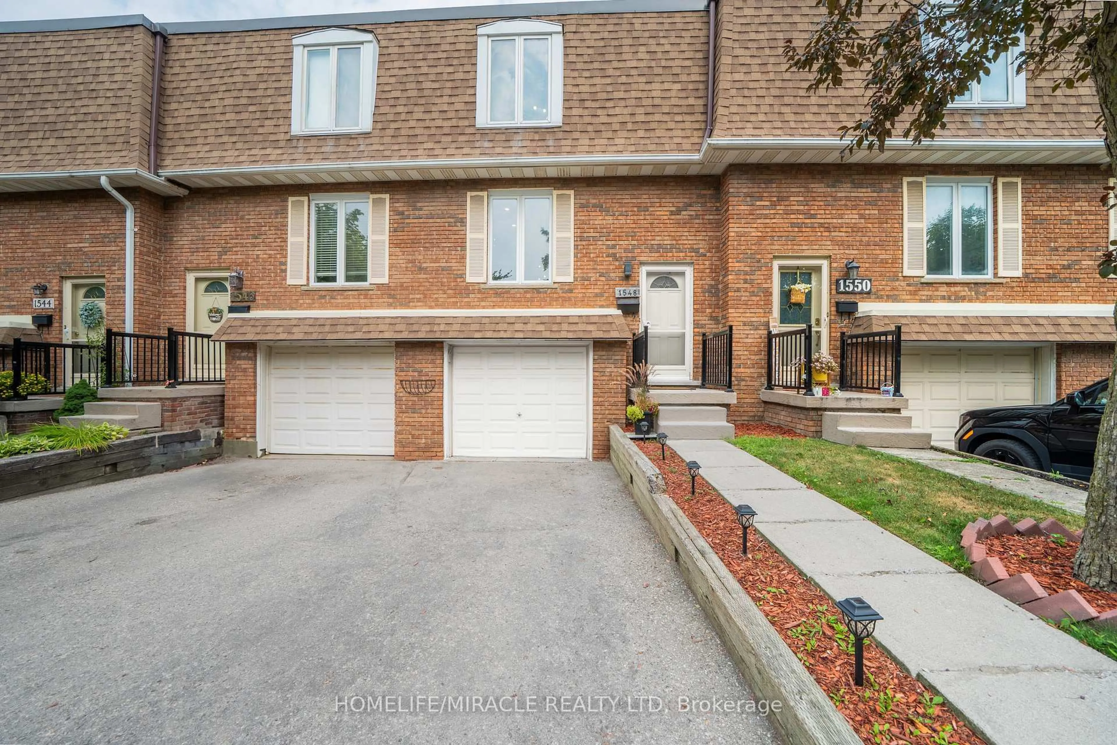 Home with brick exterior material, street for 1548 Westminster Pl, Burlington Ontario L7P 2B5