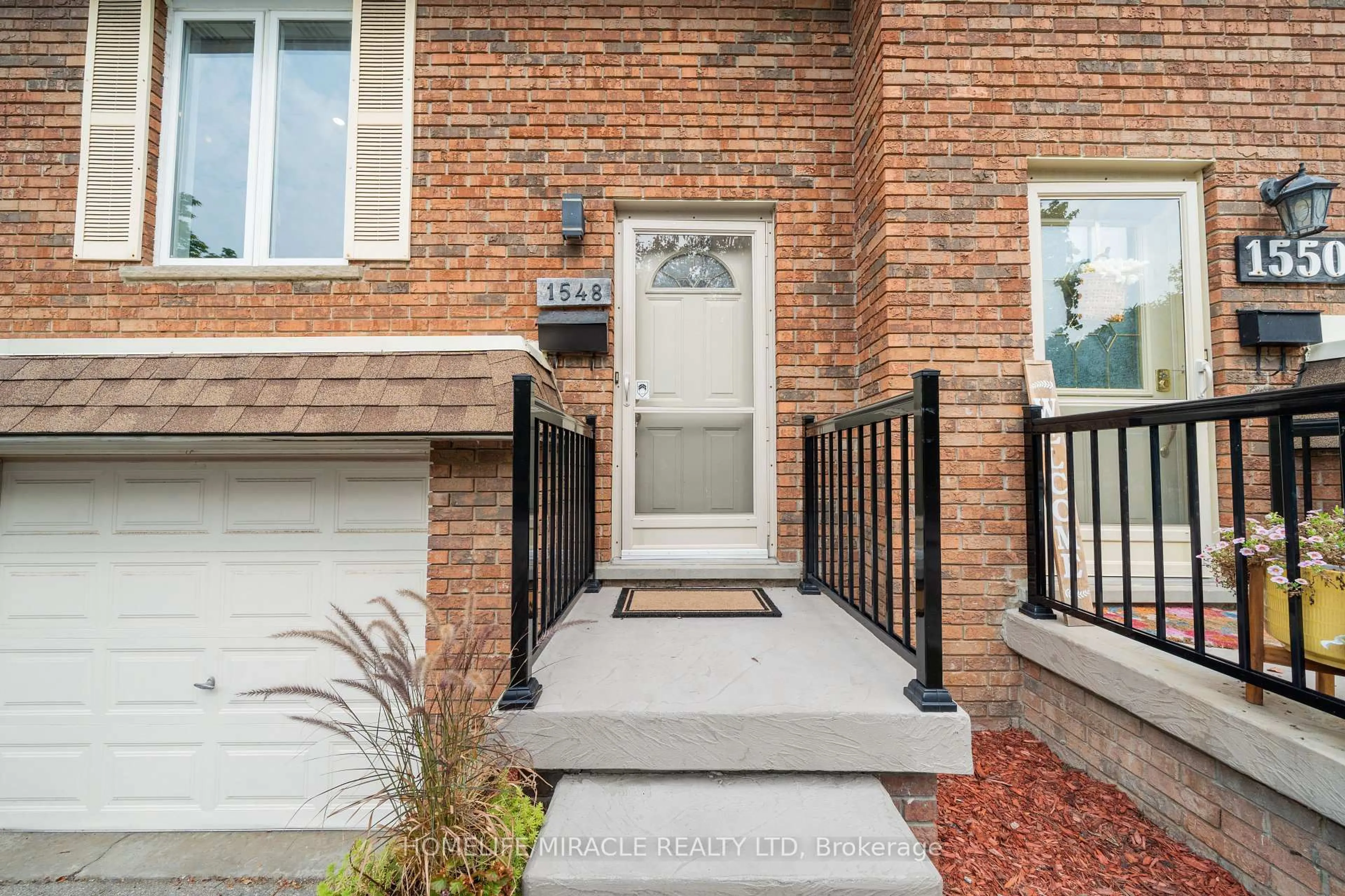 Home with brick exterior material, street for 1548 Westminster Pl, Burlington Ontario L7P 2B5