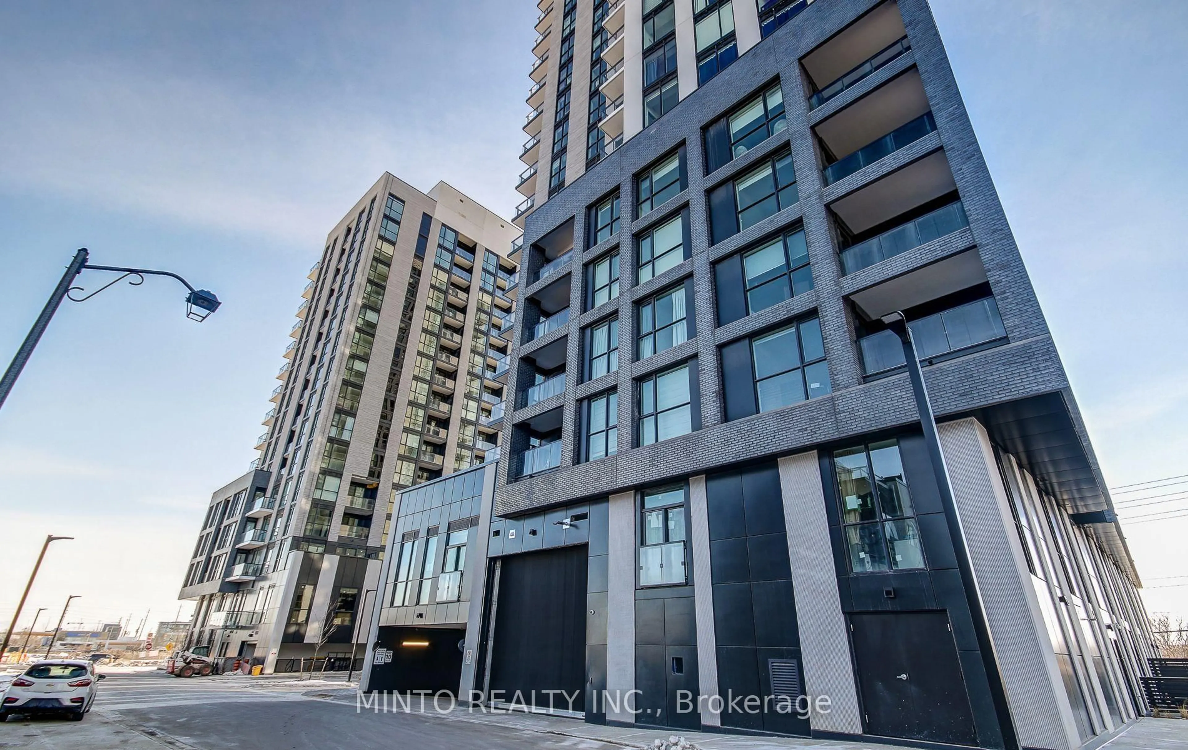 Unknown for 3079 Trafalgar Rd #701, Oakville Ontario L6H 8C5