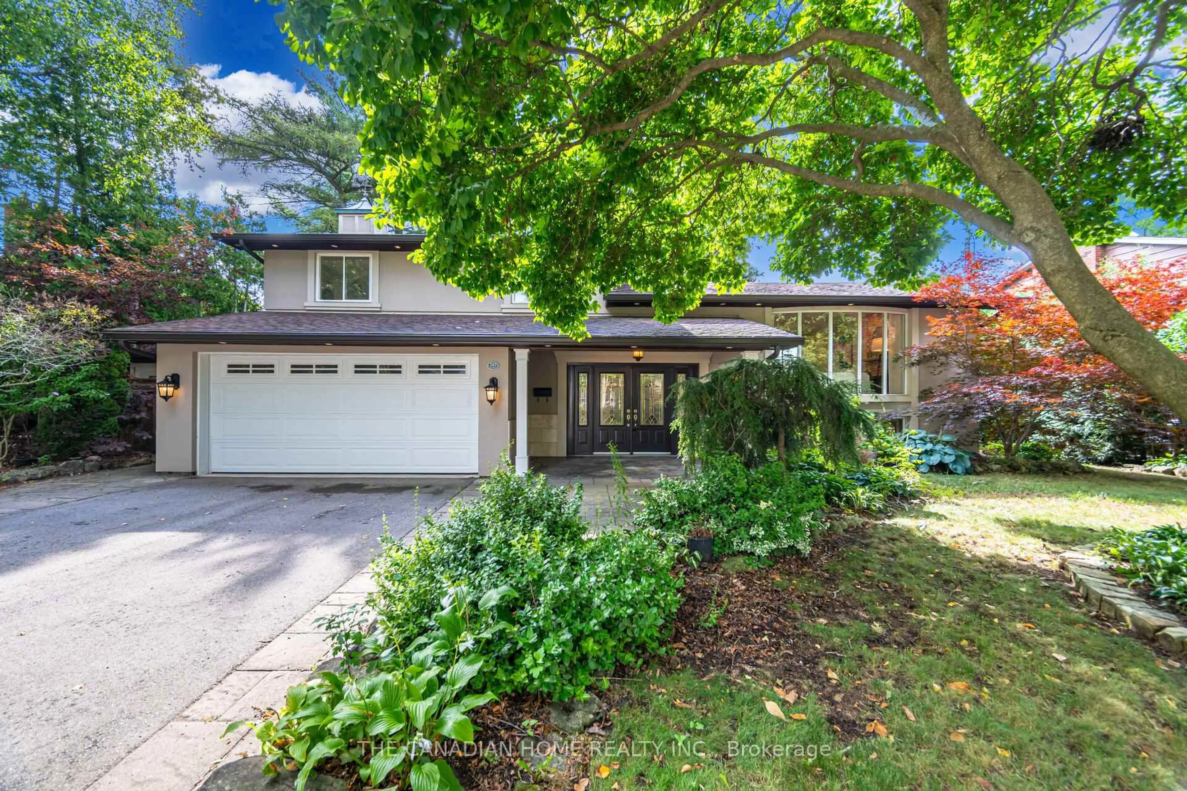 Unknown for 207 Penn Dr, Burlington Ontario L7N 2B6