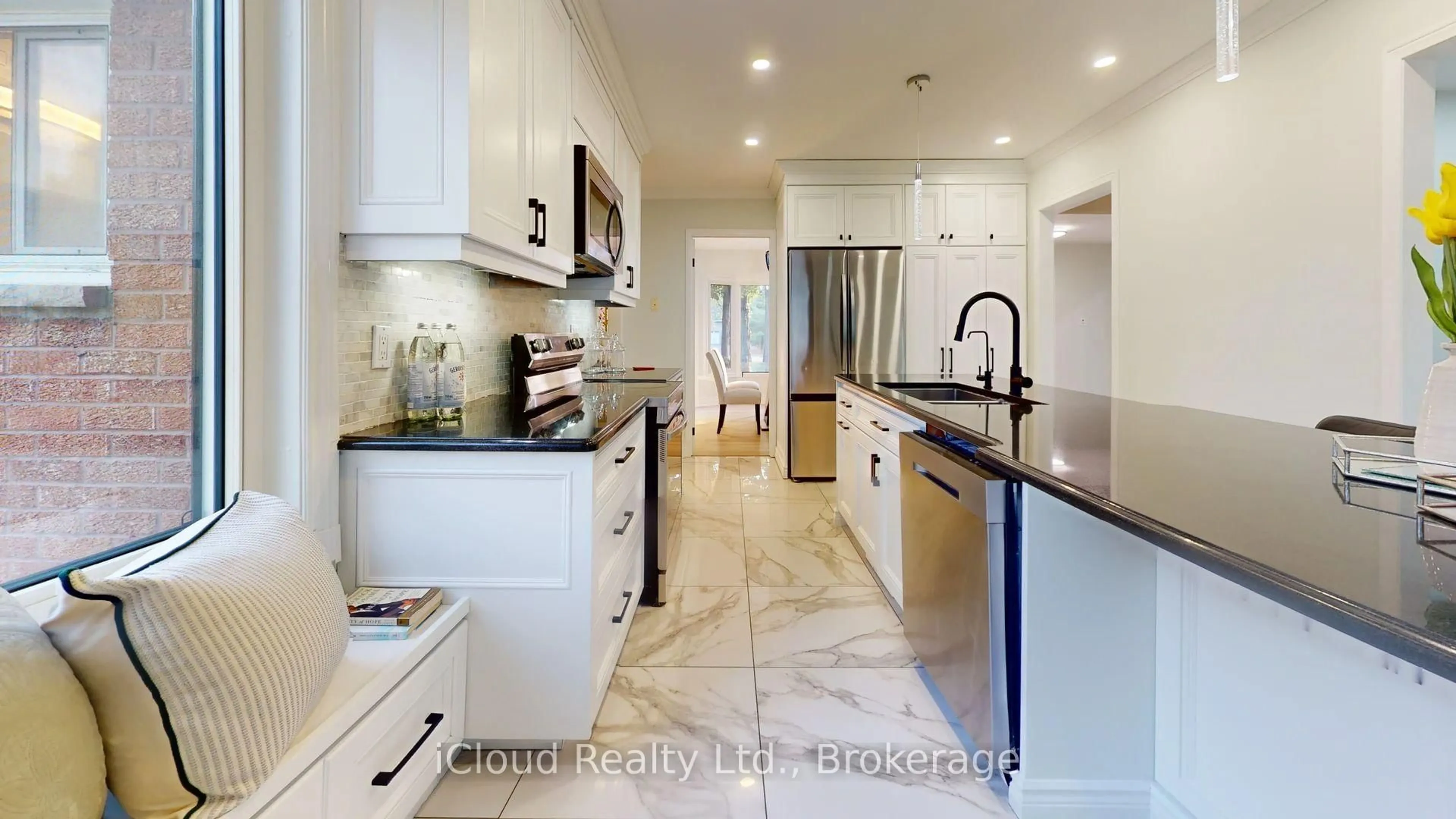 Contemporary kitchen, ceramic/tile floor for 27 Briarwood Dr, Caledon Ontario L7K 0N1