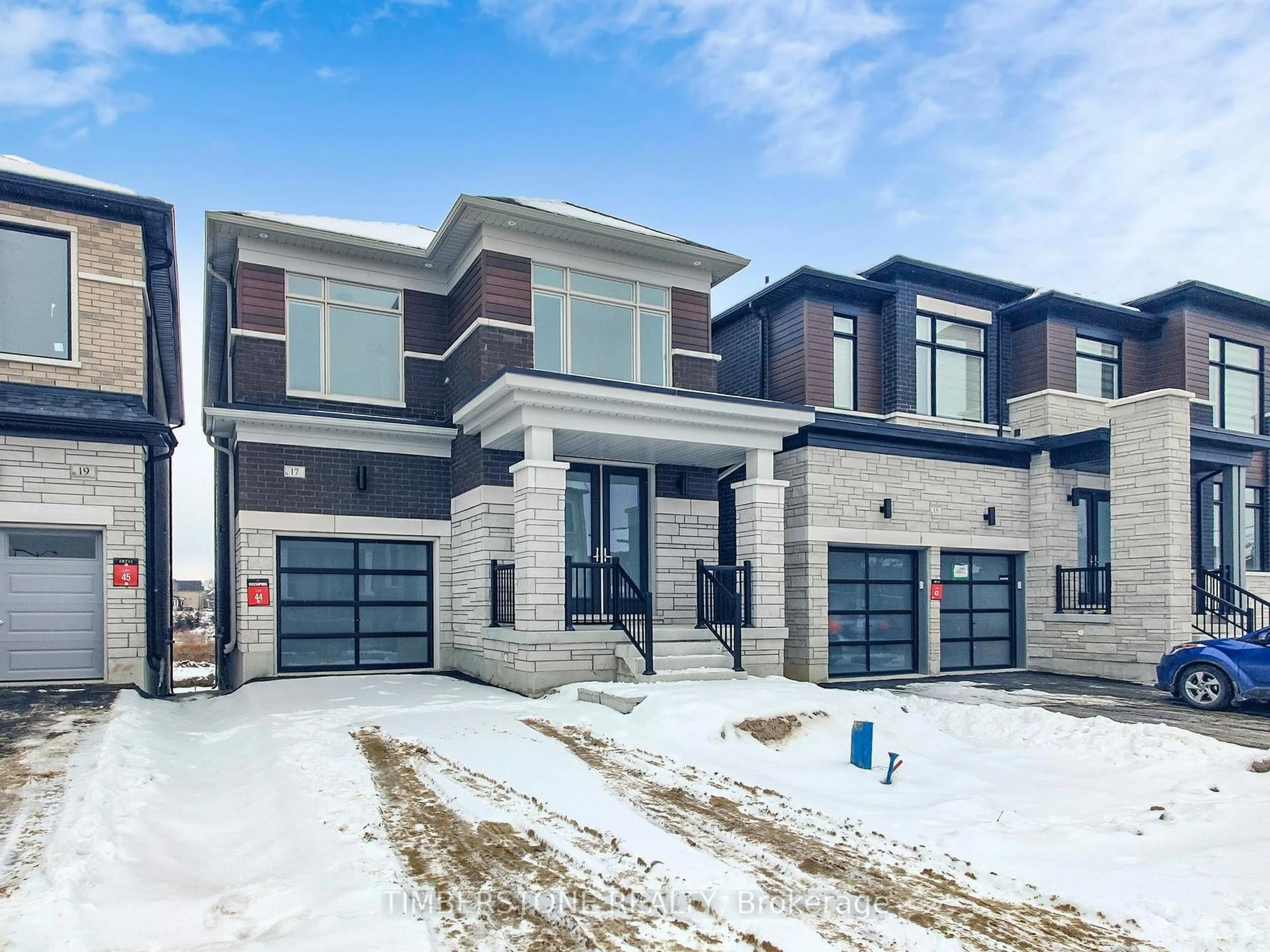 Home with brick exterior material, street for 17 Aveena Rd, Brampton Ontario L6P 4R8