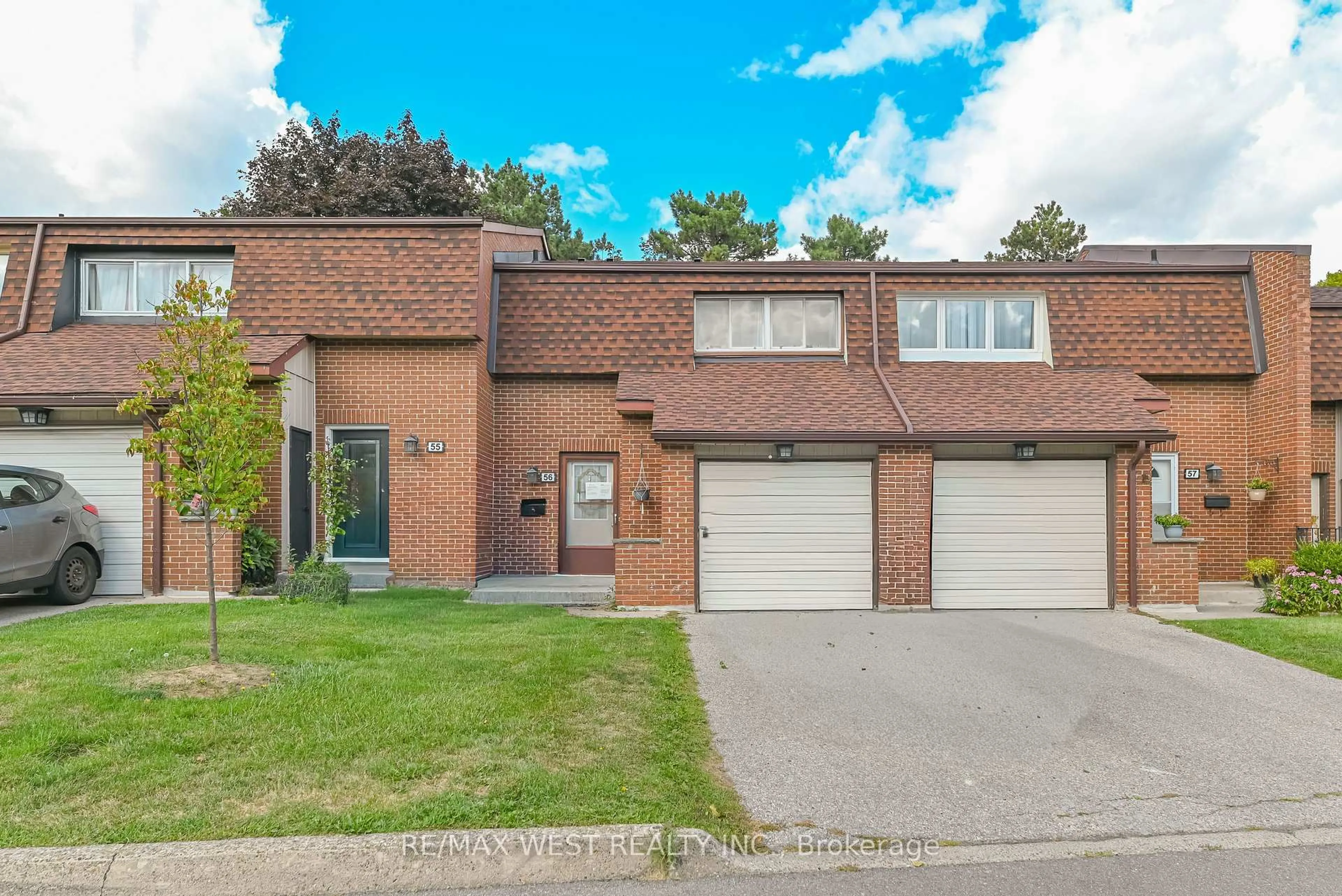 Home with brick exterior material, street for 41 Mississauga Valley Blvd #56, Mississauga Ontario L5A 3N5