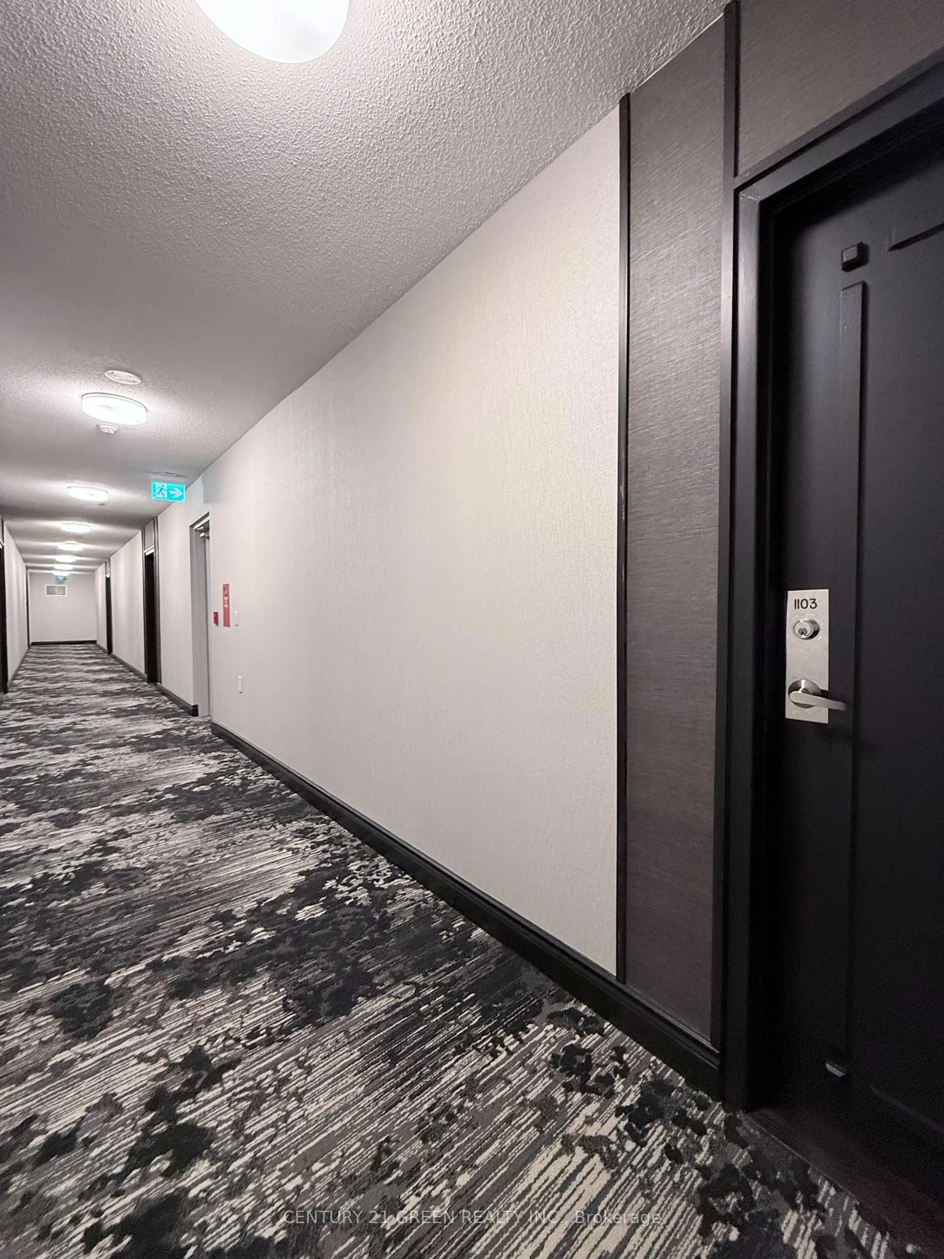 A pic of a room for 200 Burnhamthorpe Rd #1103, Mississauga Ontario L5A 4L4