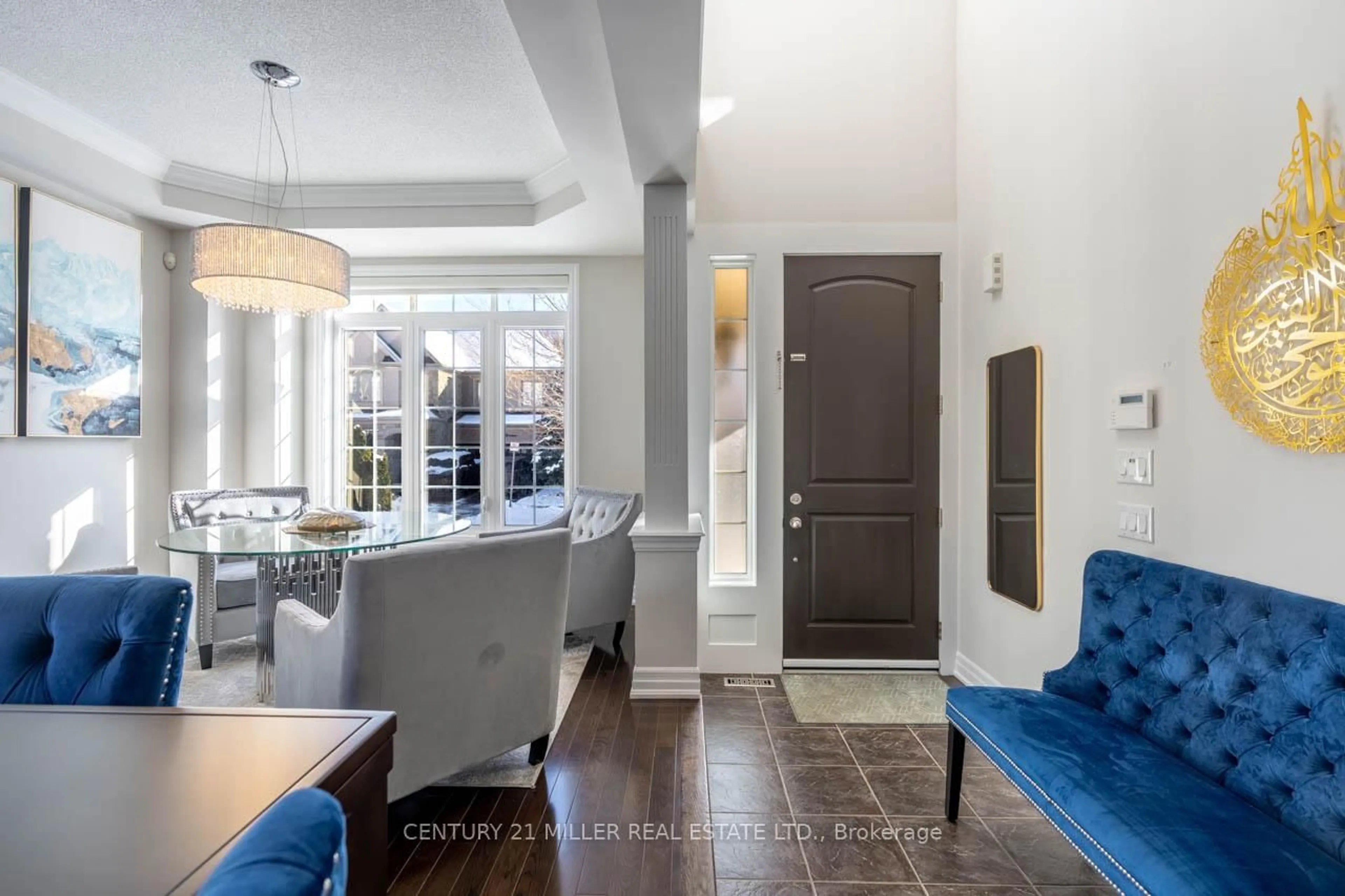 Indoor entryway for 149 Forbes Terr, Milton Ontario L9T 4V1