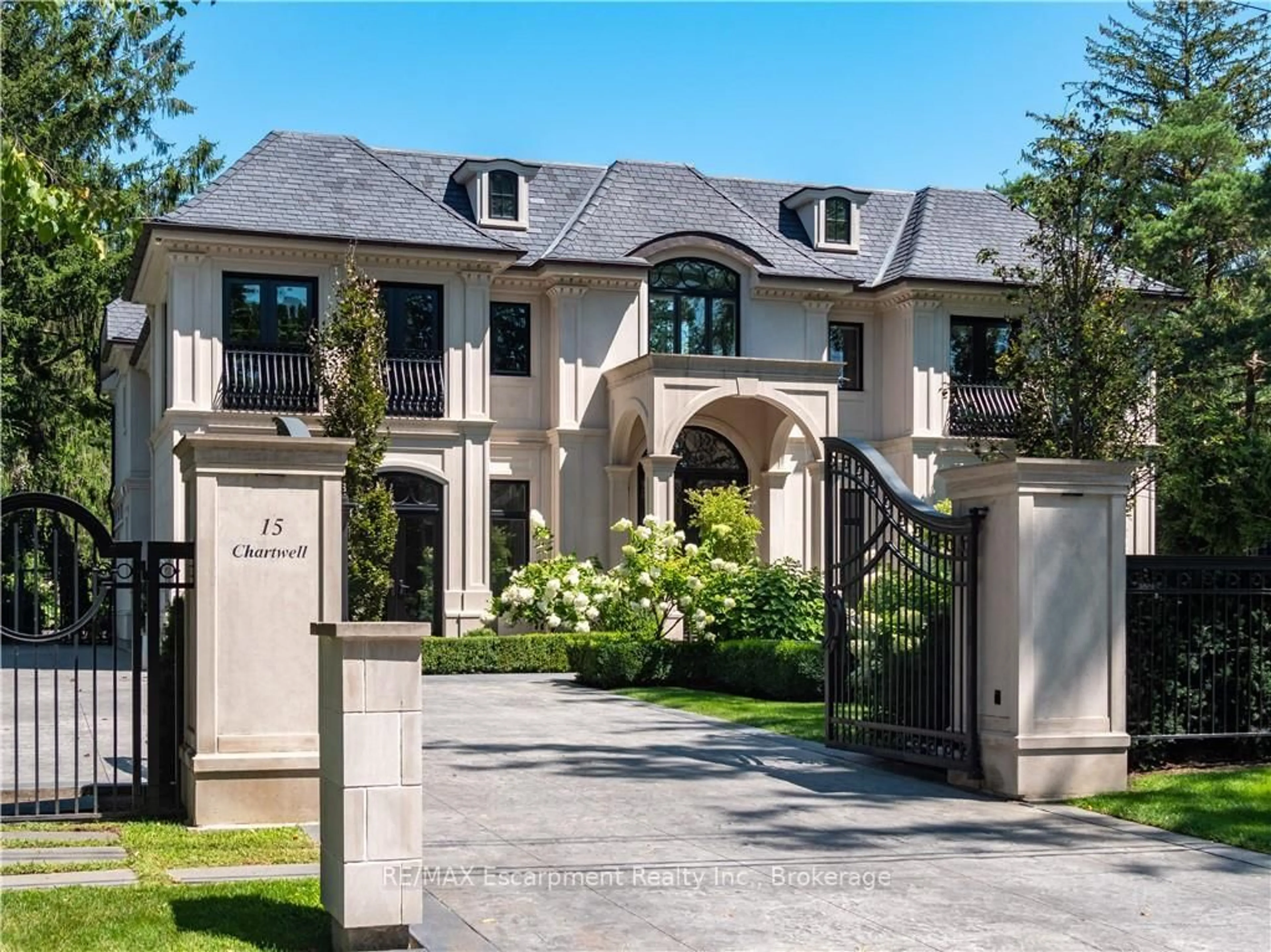 Unknown for 15 Chartwell Rd, Oakville Ontario L6J 3Z3