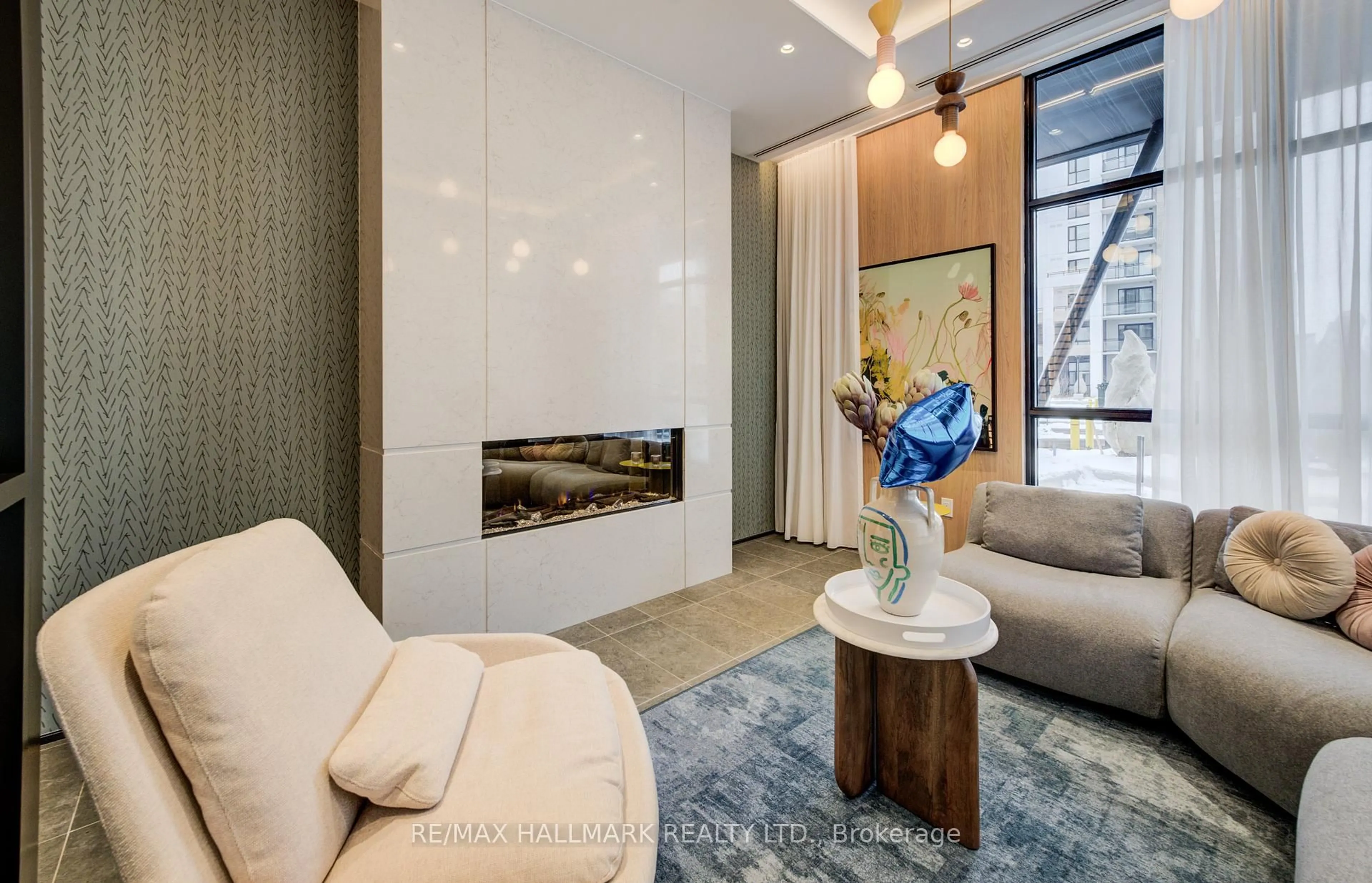 Unknown for 720 Whitlock Ave, Milton Ontario L9E 1S2