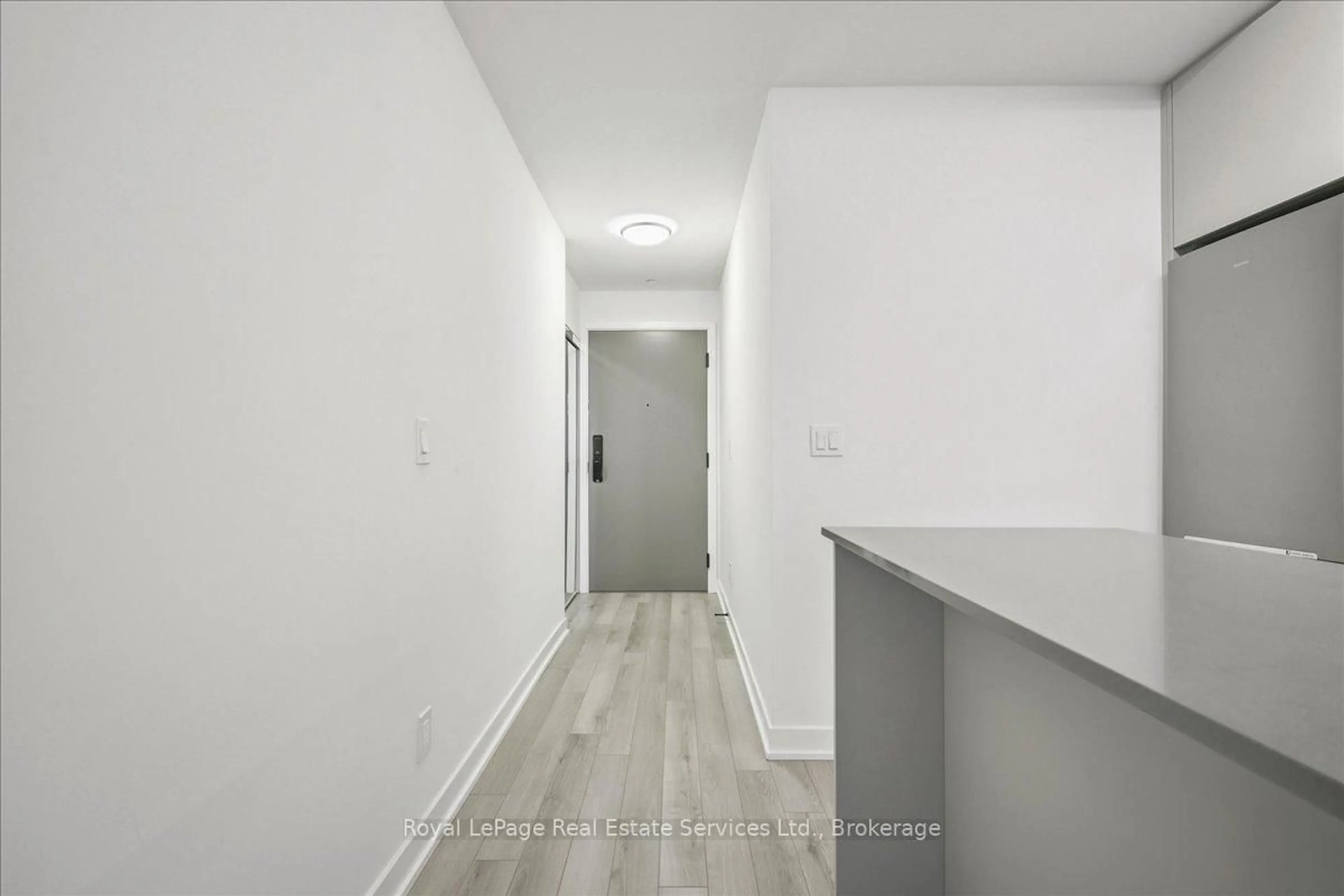 Unknown for 3071 Trafalgar Rd #910B, Oakville Ontario L6H 8C6