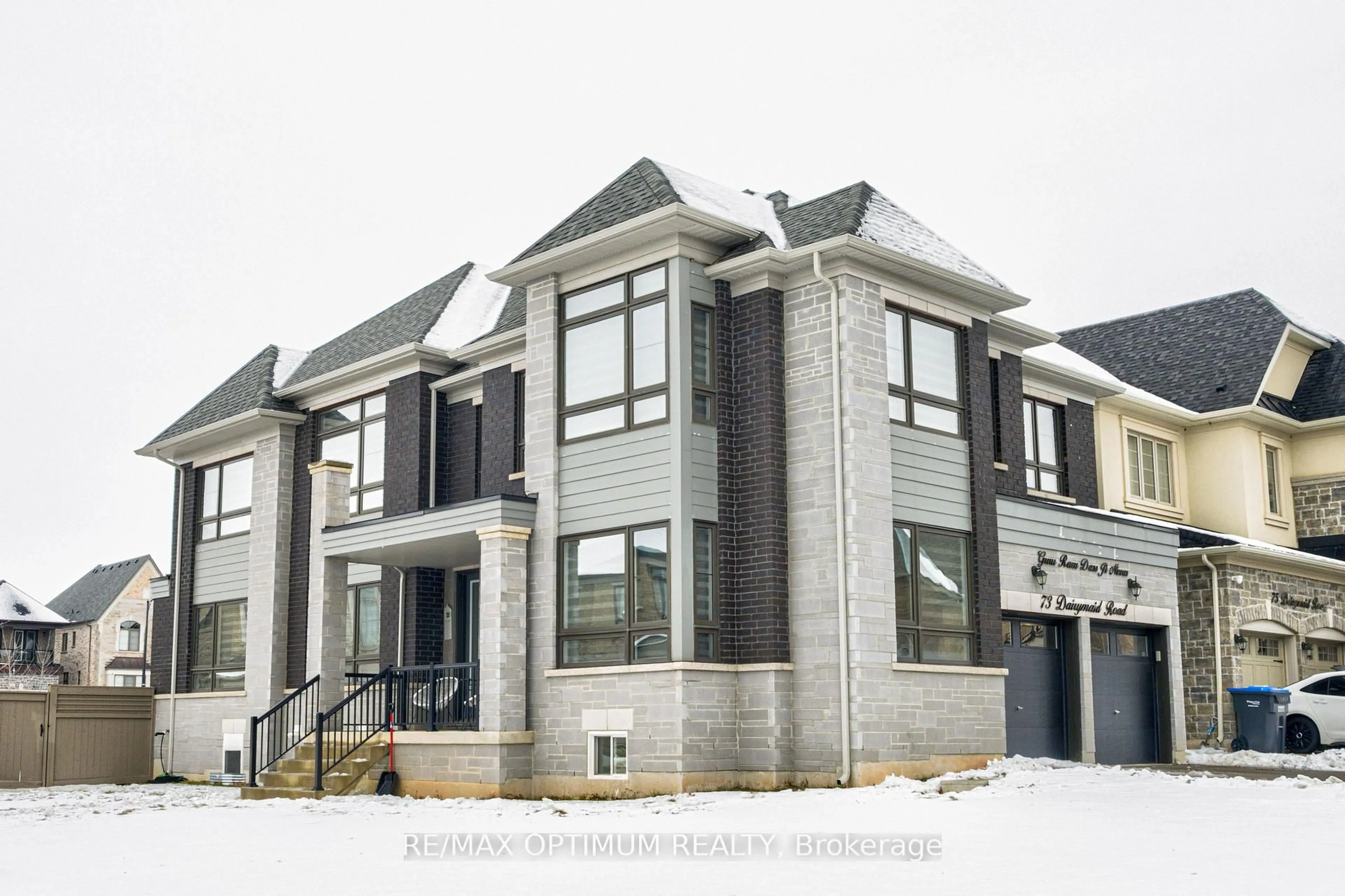 Home with brick exterior material, building for 73 Dairymaid Rd, Brampton Ontario L6X 5R9