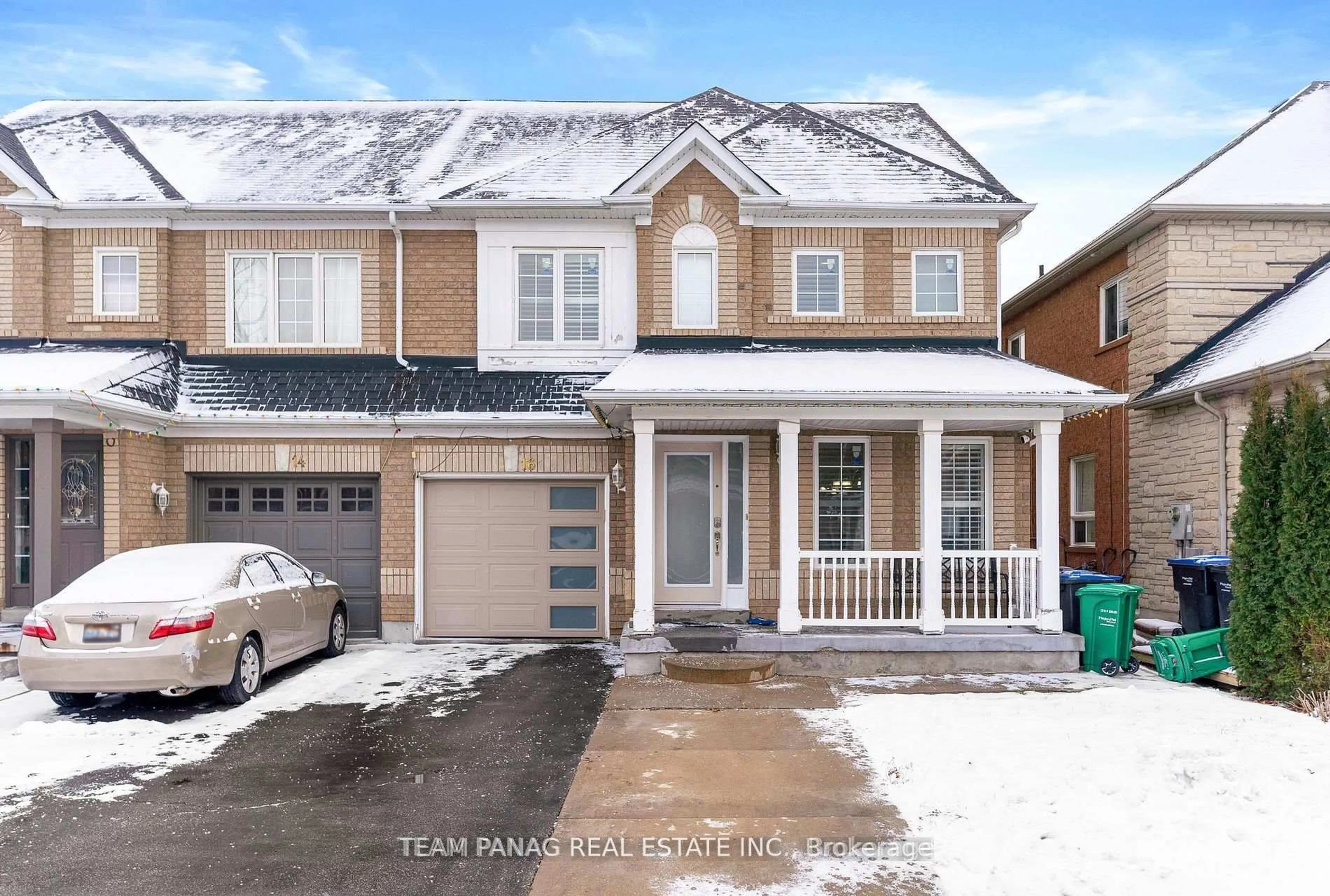 Home with brick exterior material, street for 16 Saintsbury Cres, Brampton Ontario L6R 2W3