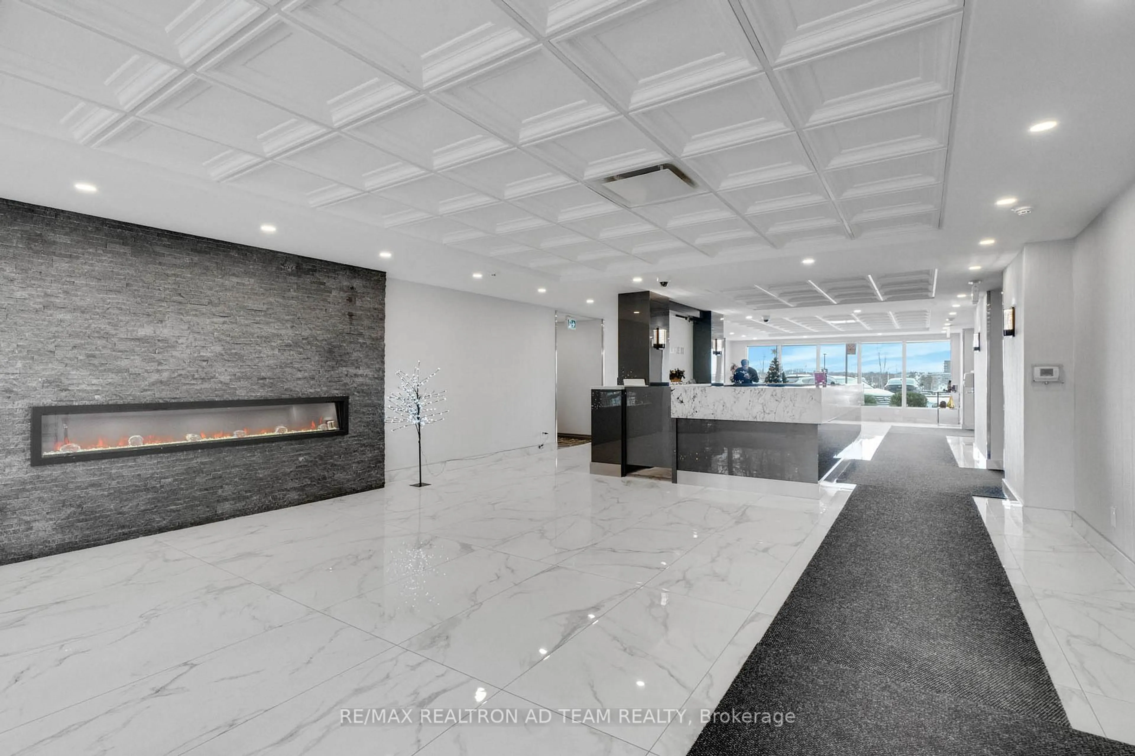 Unknown for 115 Hillcrest Ave #110, Mississauga Ontario L5B 3Y9