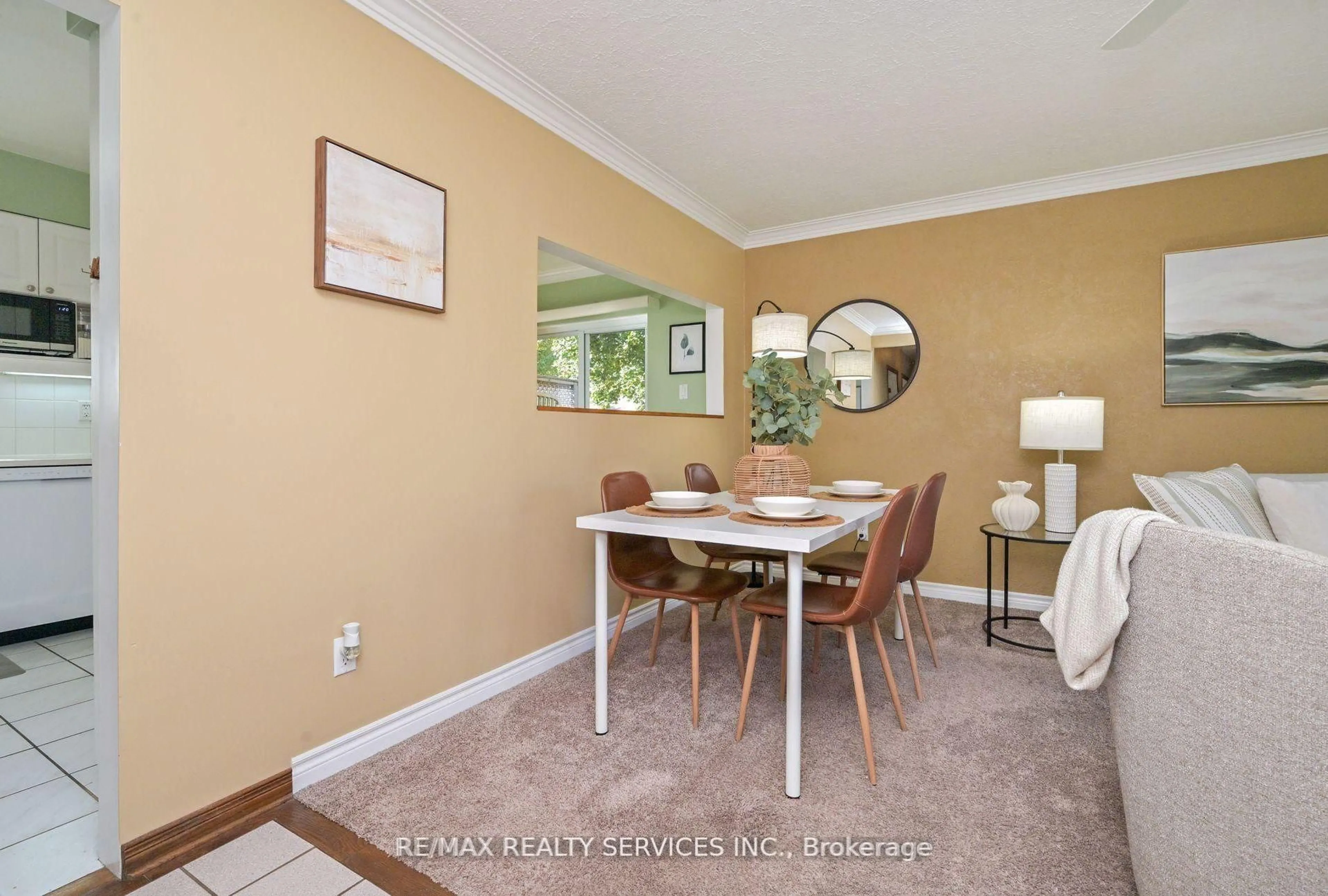 Dining room, unknown for 31 Brisco St, Brampton Ontario L6V 1X1