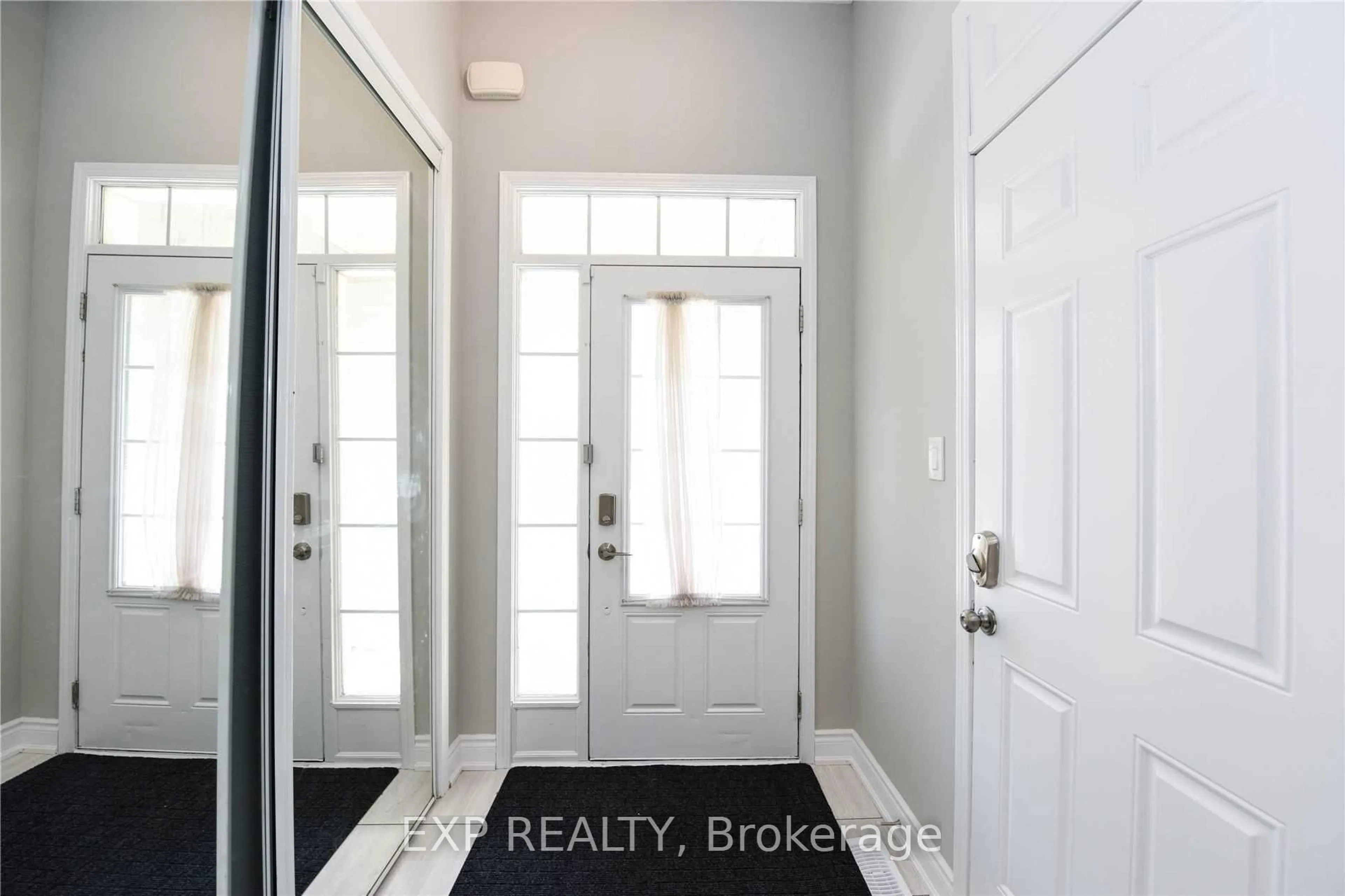 Indoor entryway for 249 Hinton Terr, Milton Ontario L9T 7K6