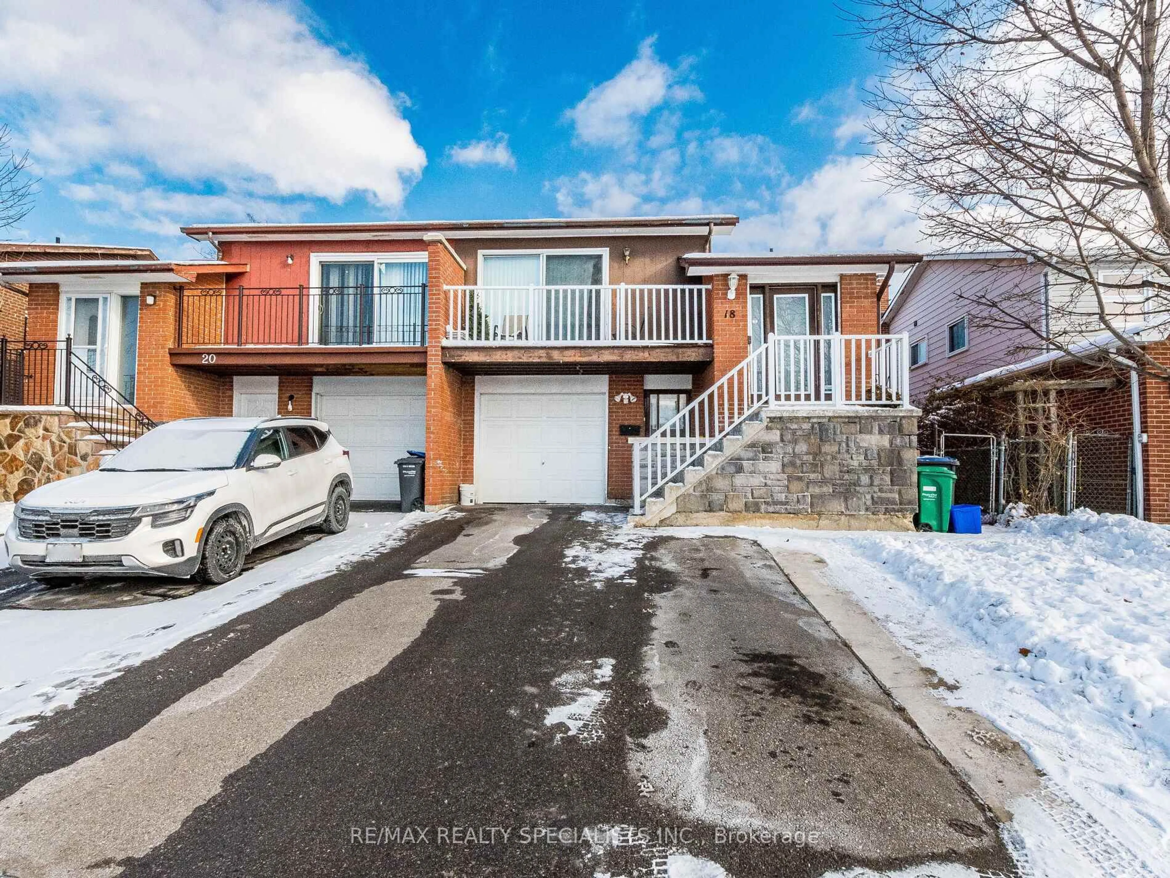 Unknown for 18 Ashford Crt, Brampton Ontario L6V 2Z1