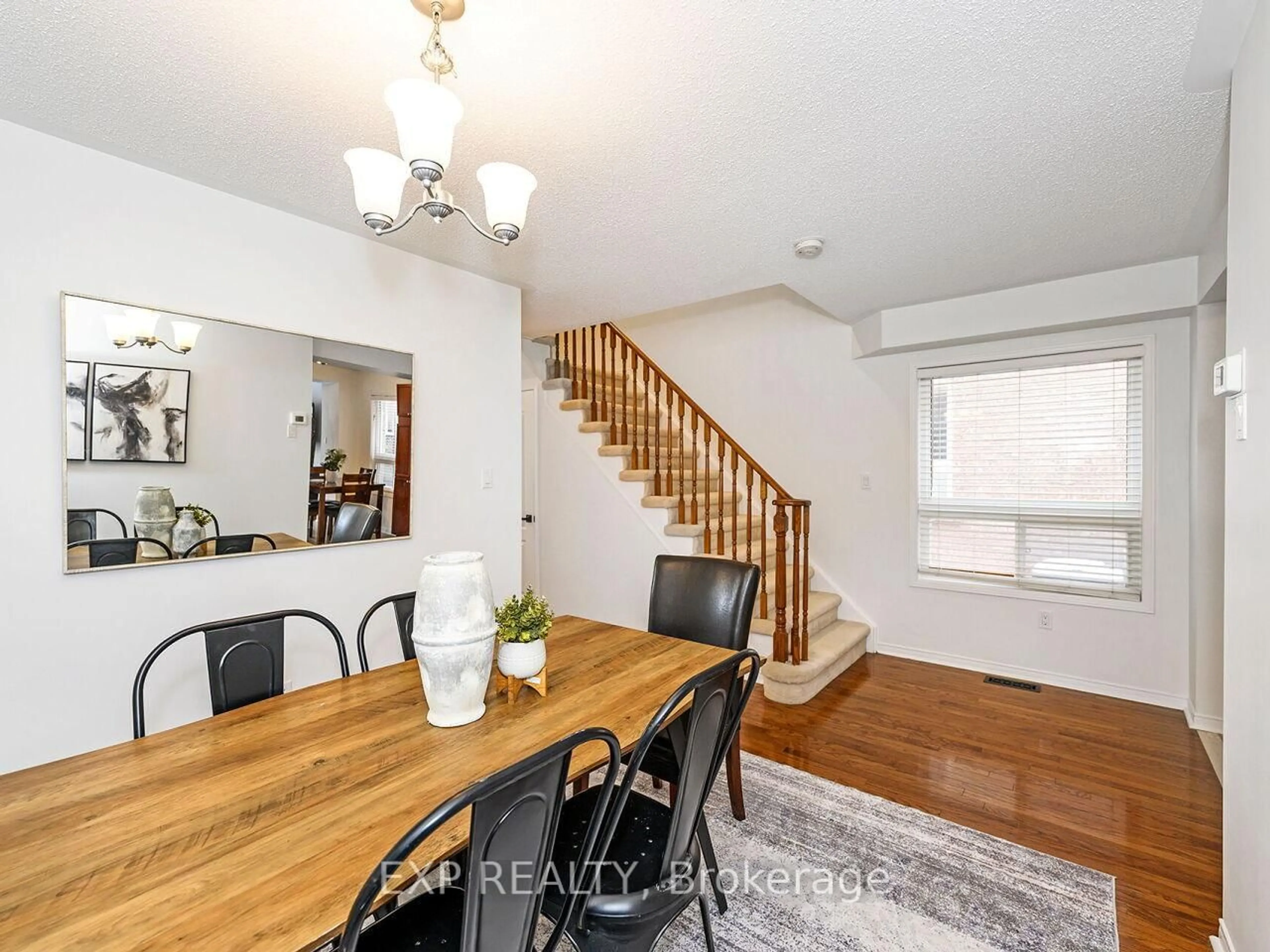 Dining room, wood/laminate floor for 1183 Houston Dr, Milton Ontario L9T 6G3