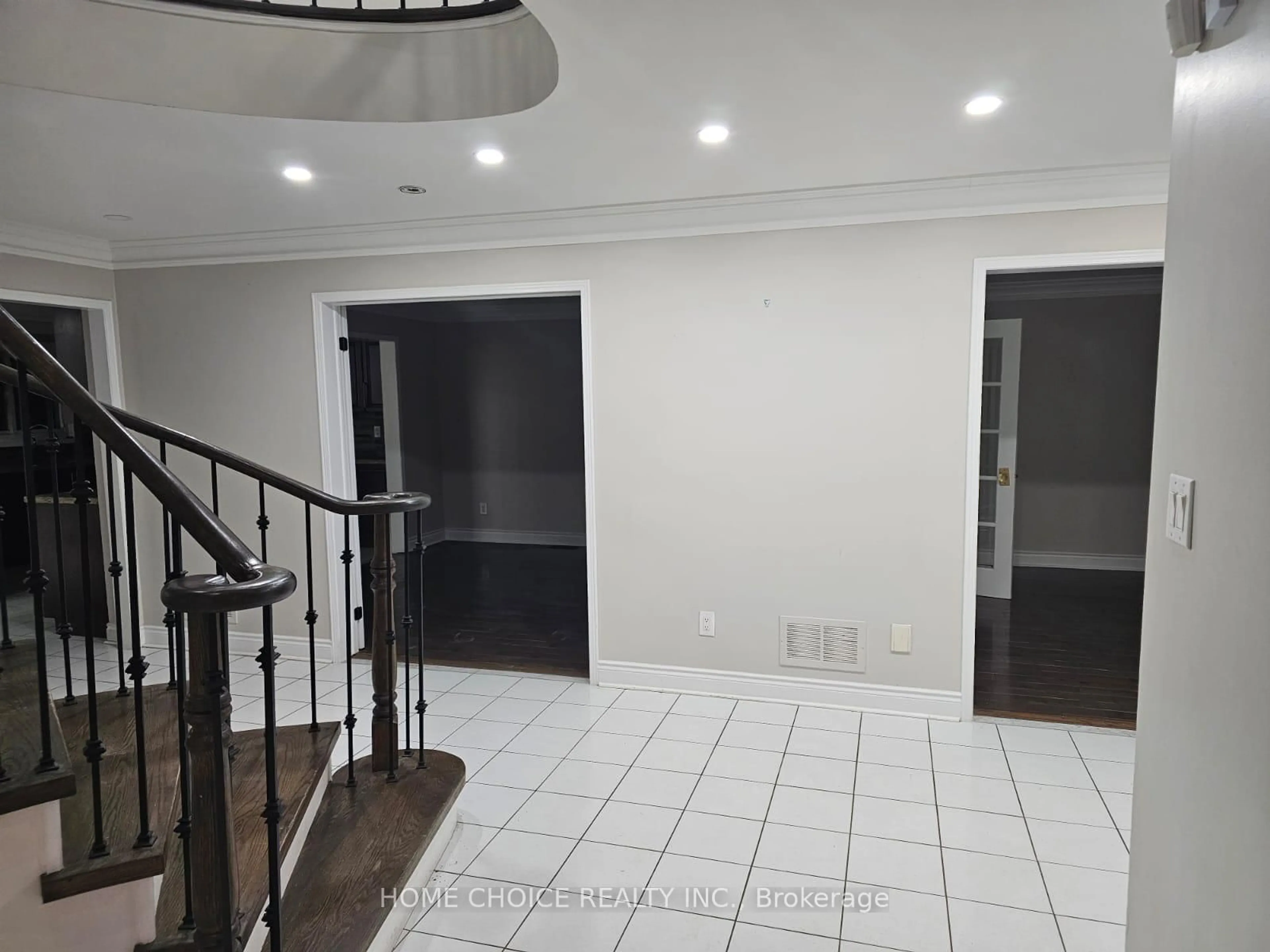 Unknown for 45 Livingston Dr, Caledon Ontario L7C 1A1