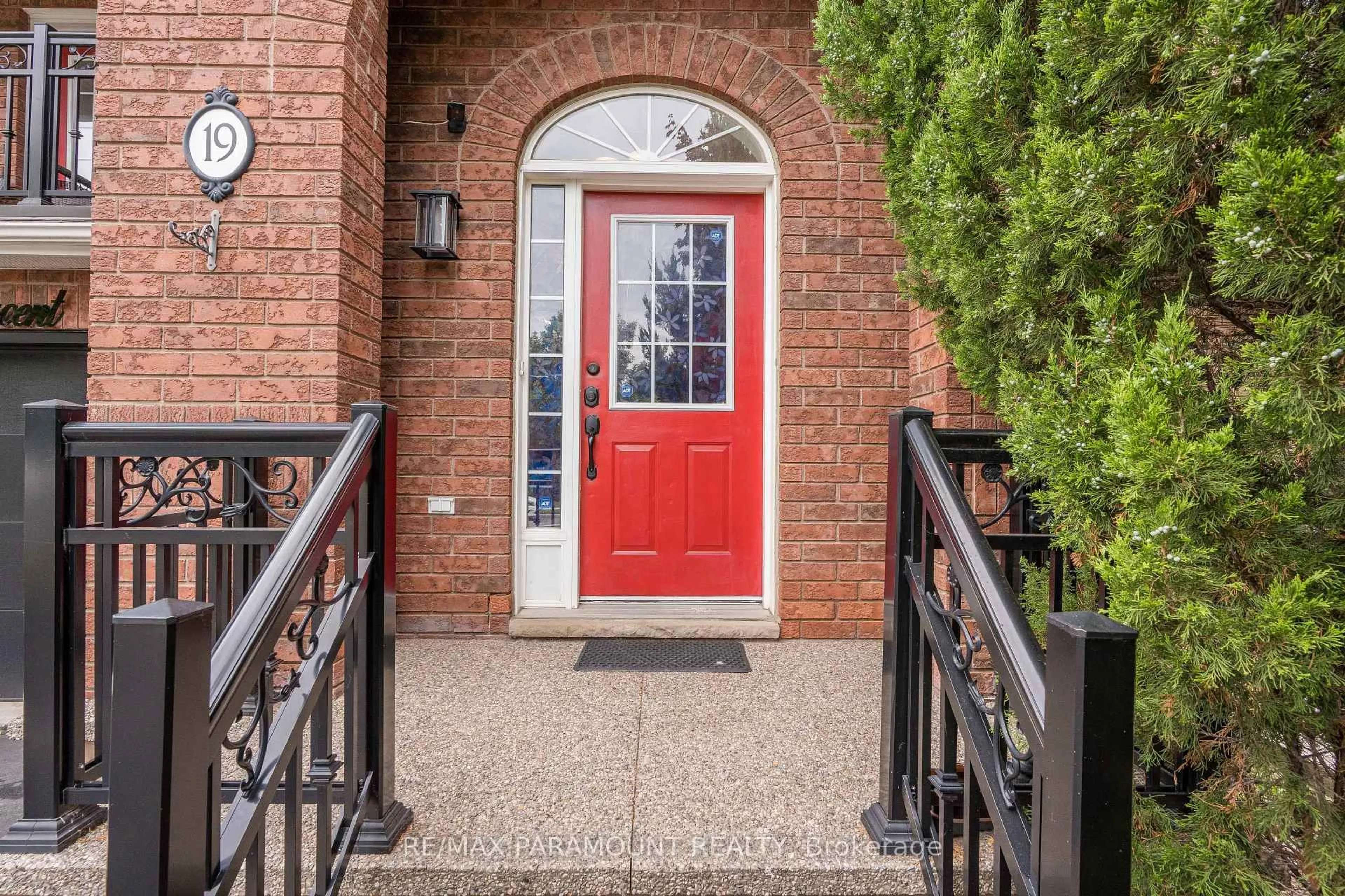 Unknown for 19 River Rock Cres, Brampton Ontario L7A 2V2