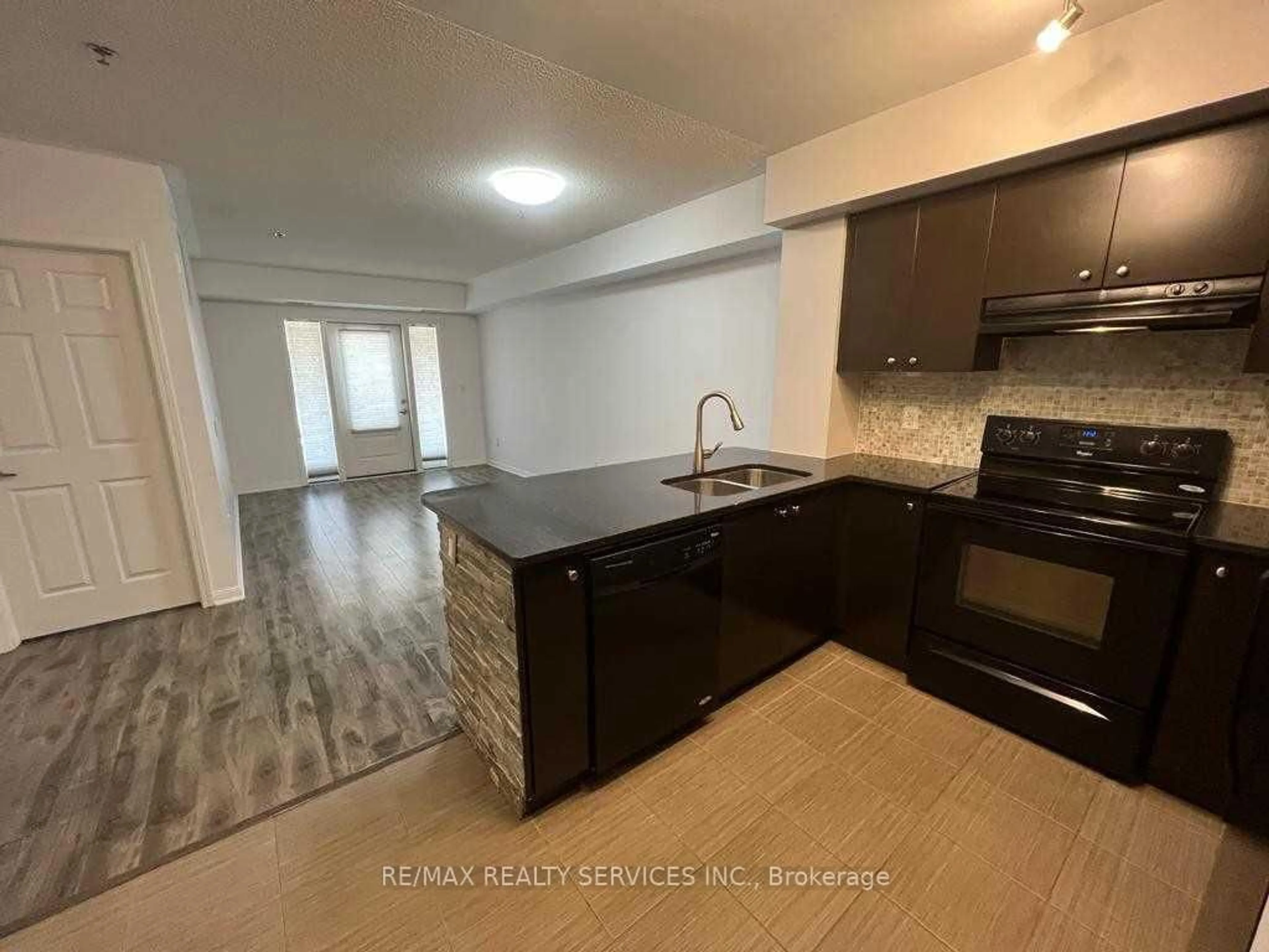 Unknown for 60 Baycliffe Cres #101, Brampton Ontario L7A 0Z4