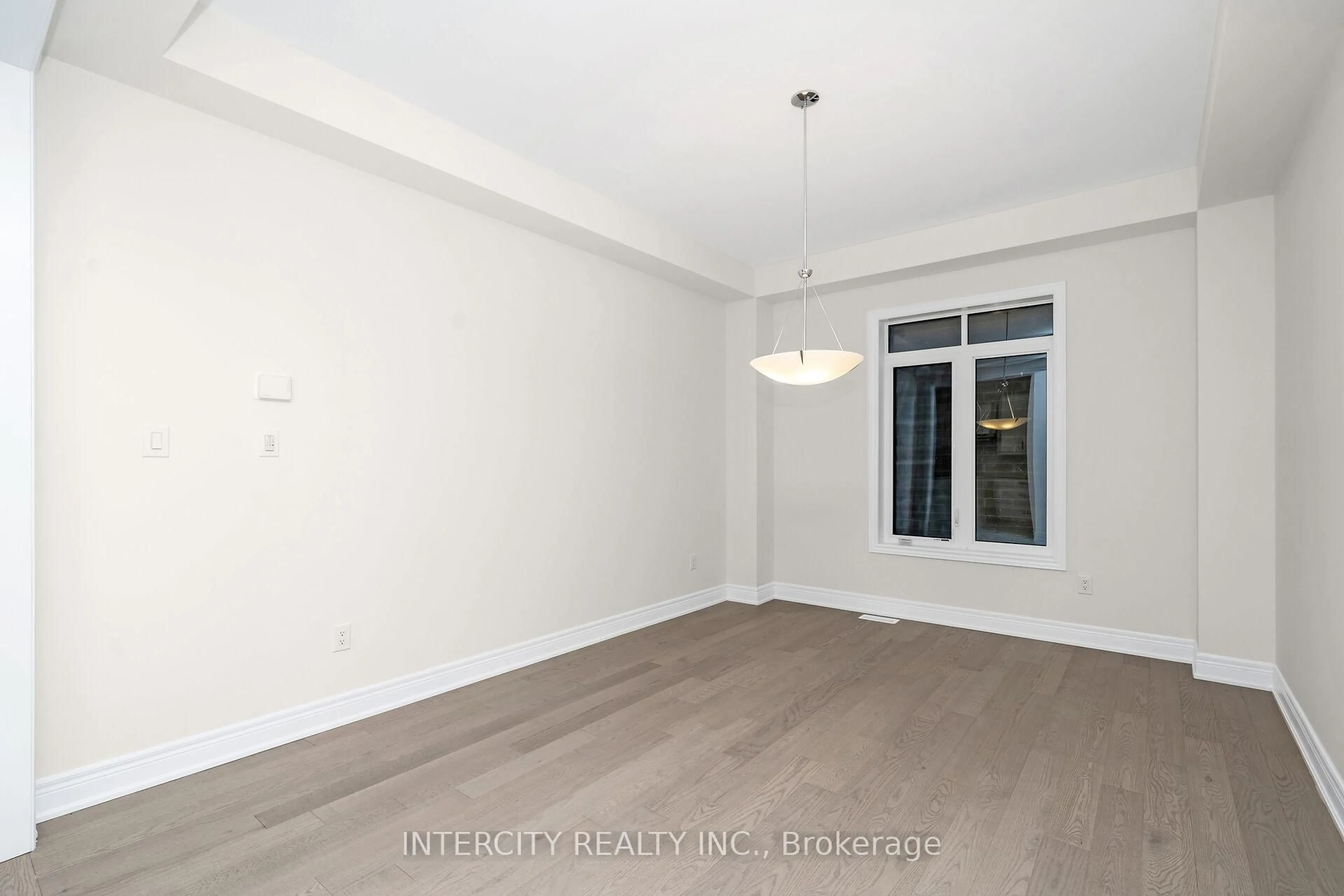 A pic of a room for 60 Claremont Dr, Brampton Ontario L6R 4G3