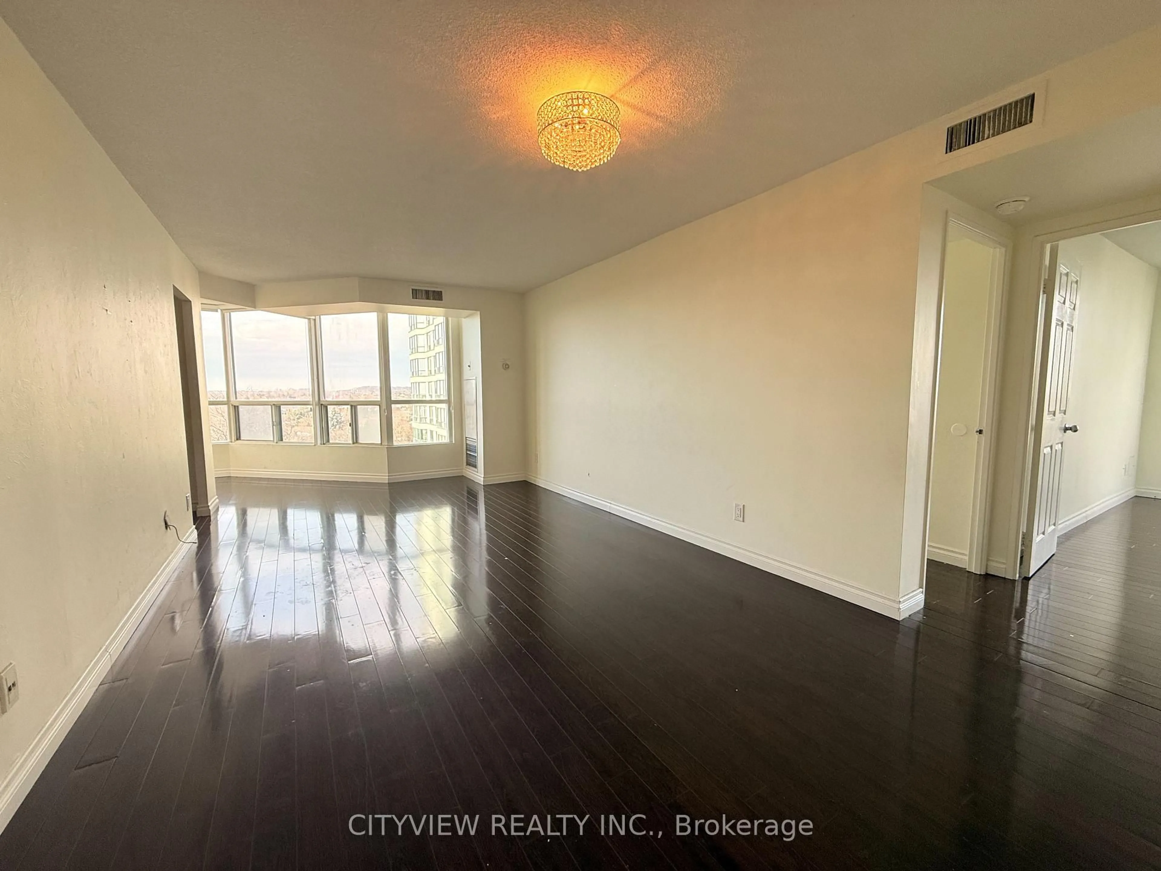 A pic of a room for 4460 Tucana Crt #610, Mississauga Ontario L5R 3R4