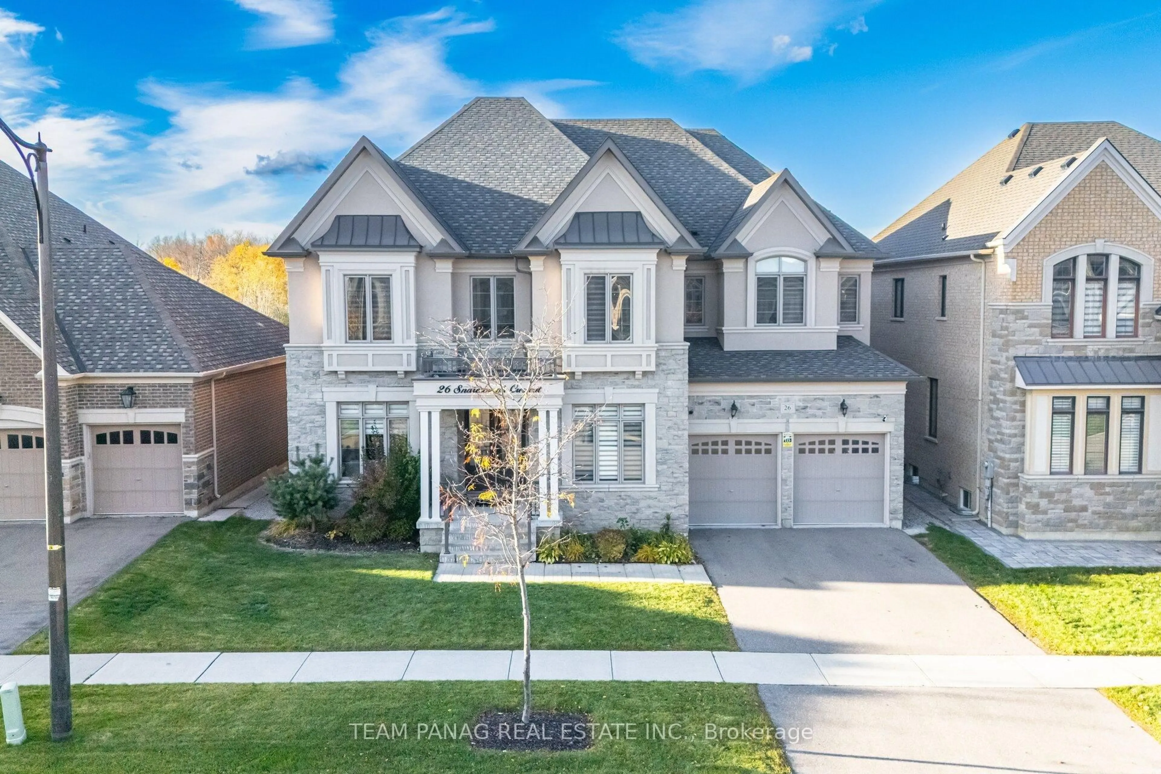 Home with brick exterior material, street for 26 Snaresbrook Cres, Brampton Ontario L6P 4G7